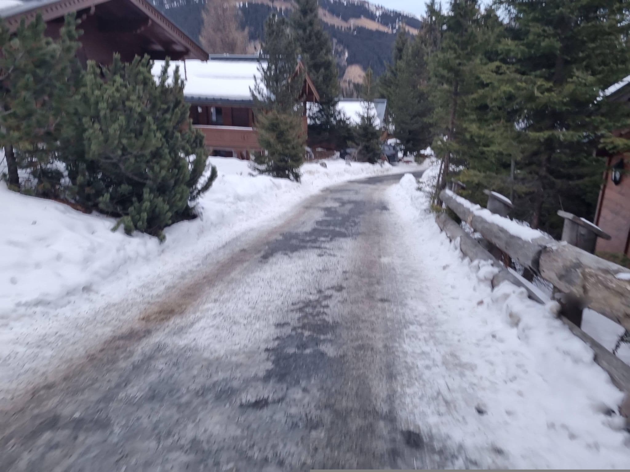 Street view near Kirchbichl, Neukirchen am Großvenediger