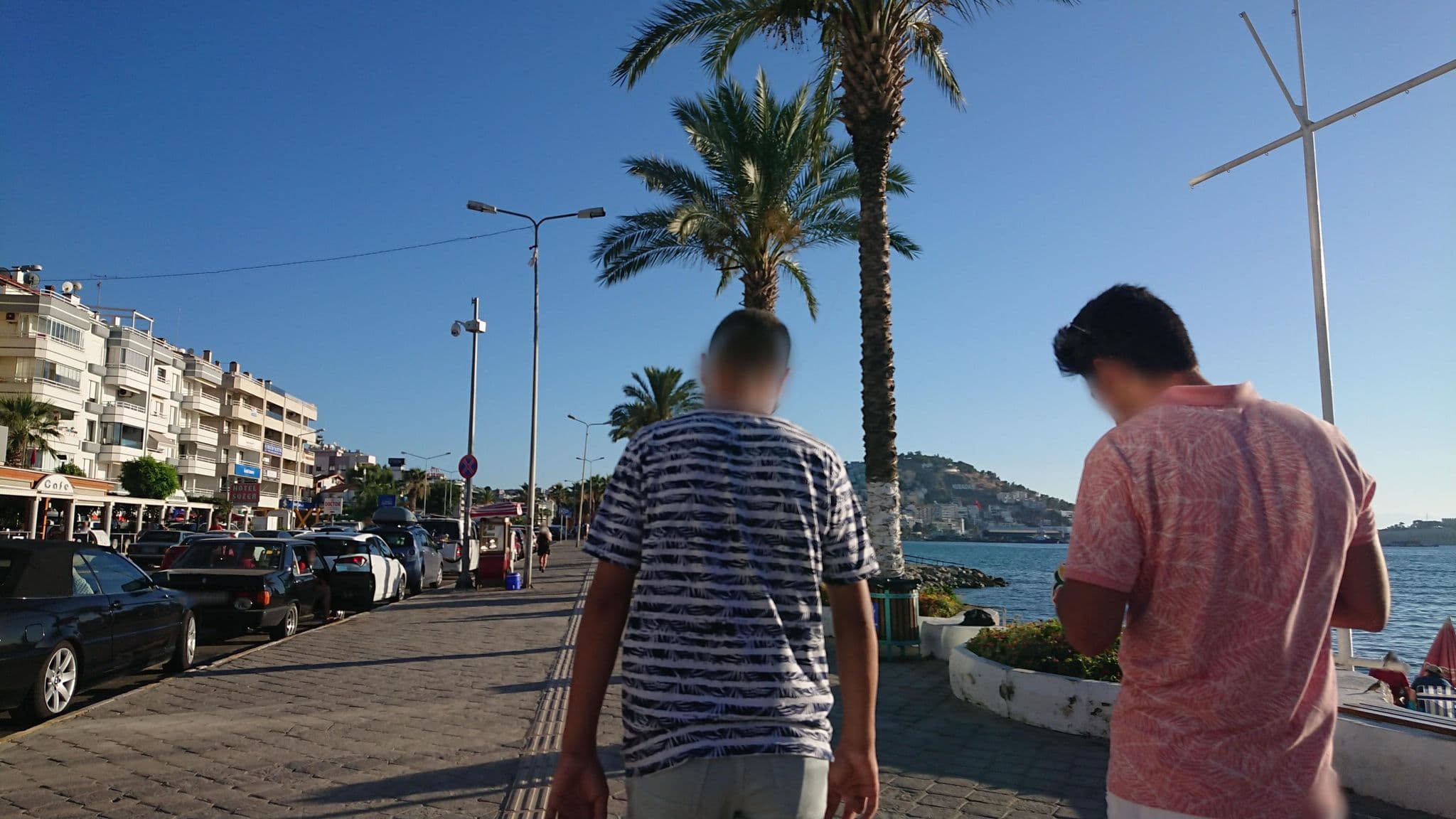 Street view near Grand Özçelik Hotel, Kuşadası — © kubikanber (CC BY-SA · Mapillary)