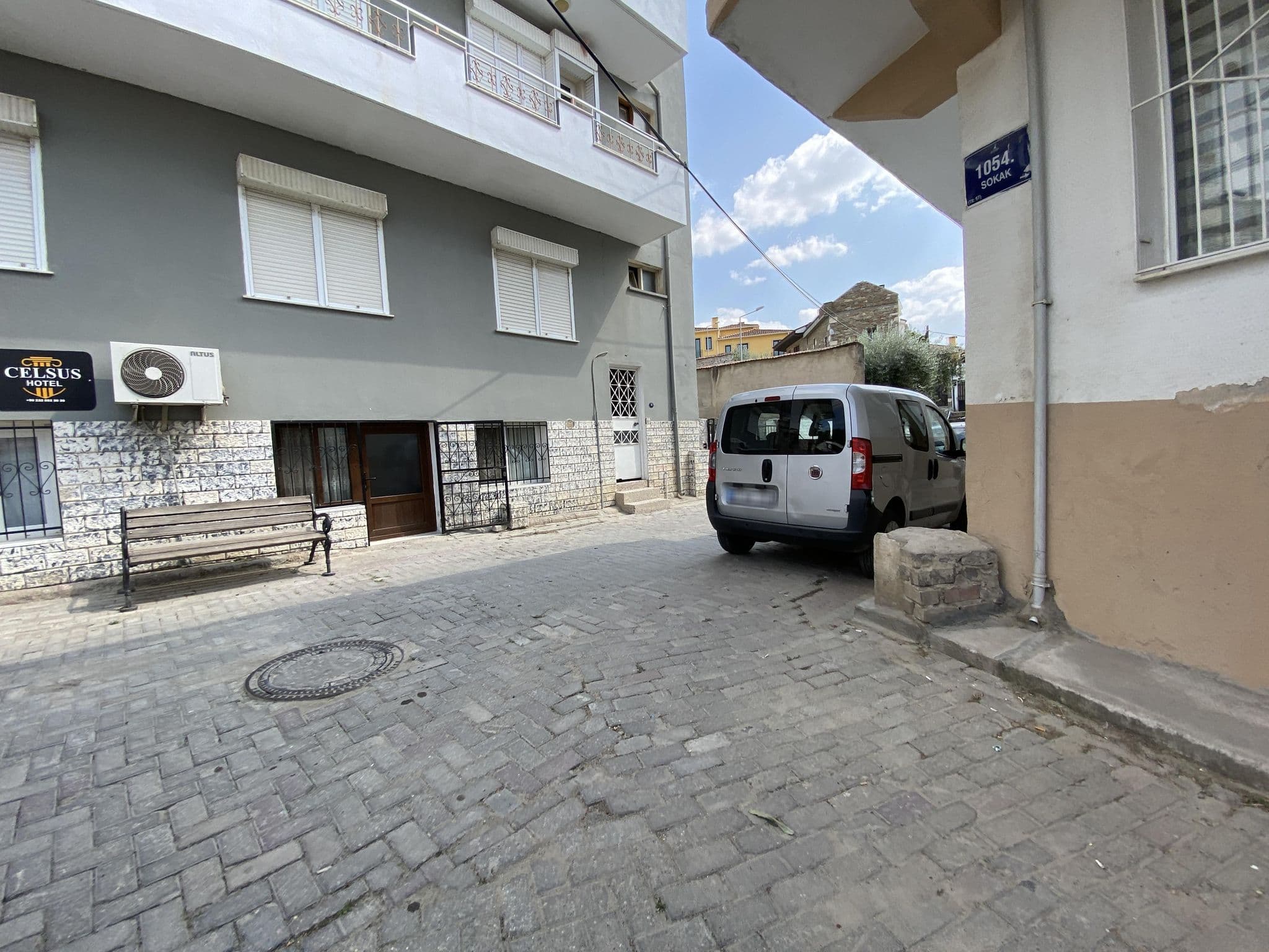 Street view near Celsus Hotel, Selçuk — © asturksever (CC BY-SA · Mapillary)
