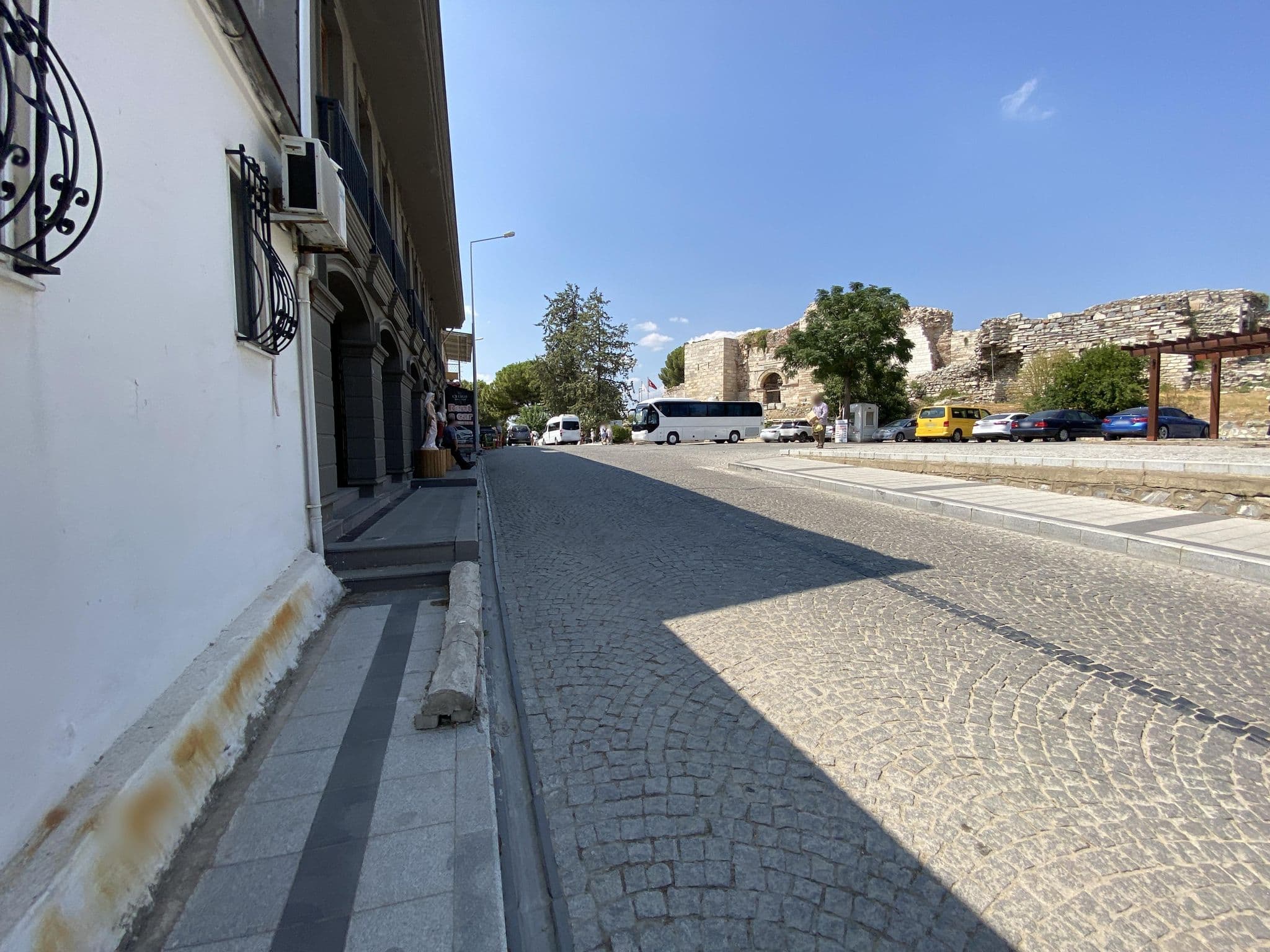Street view near Naz Han Hotel, Selçuk — © asturksever (CC BY-SA · Mapillary)