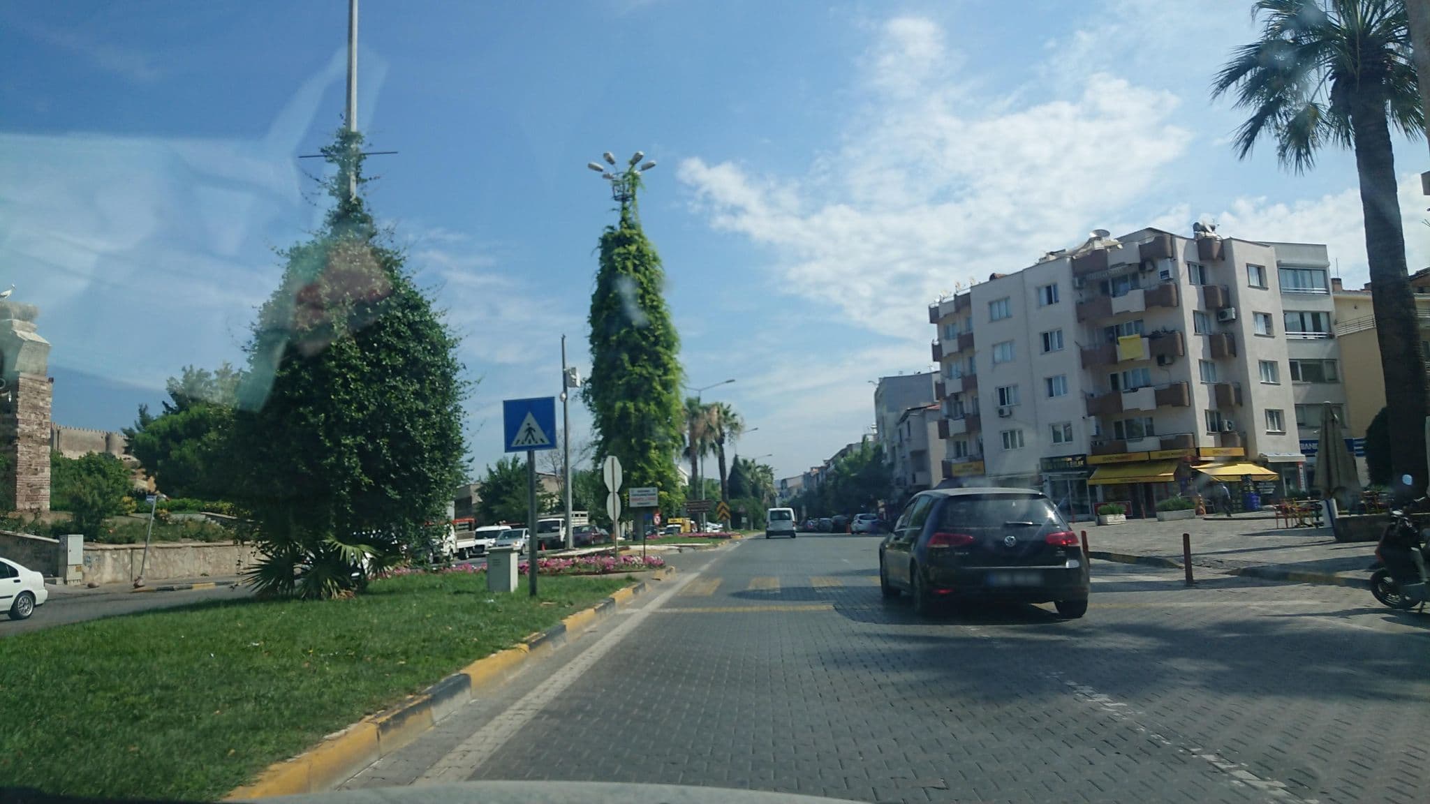 Street view near Efes Antik Hotel, Selçuk — © kubikanber (CC BY-SA · Mapillary)