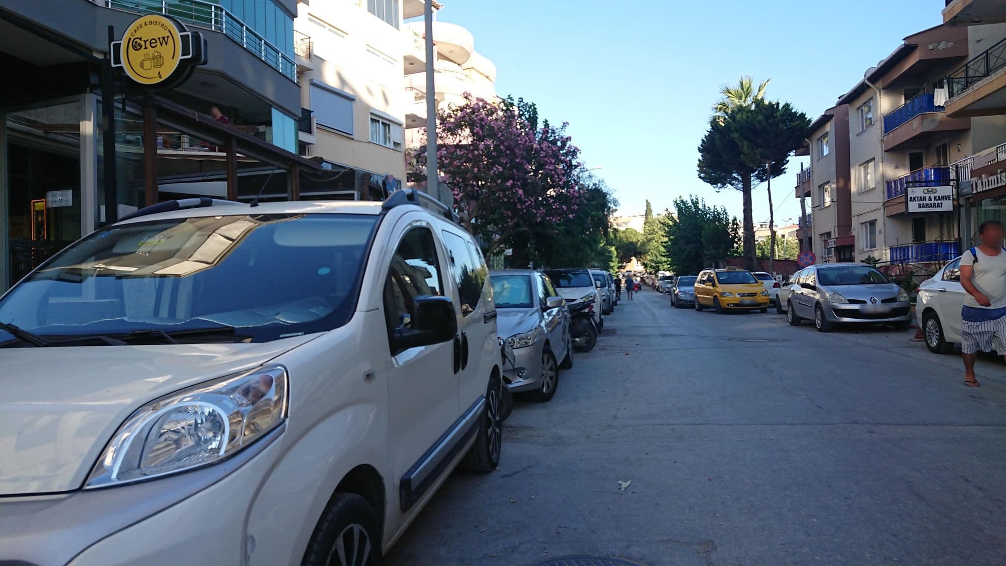 Street view near Köken Hotel, Kuşadası — © kubikanber (CC BY-SA · Mapillary)