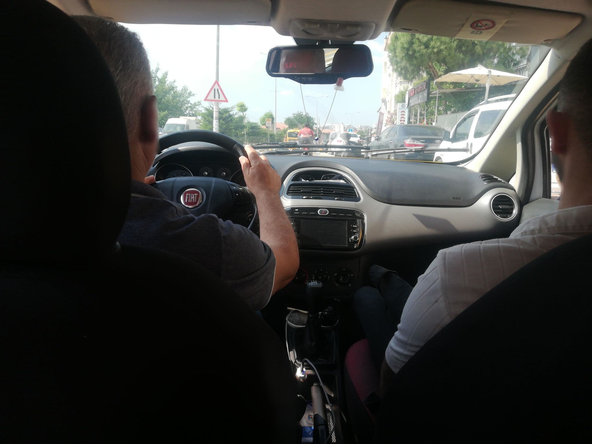Street view near Abem Hotel, Kuşadası — © iguana (CC BY-SA · Mapillary)
