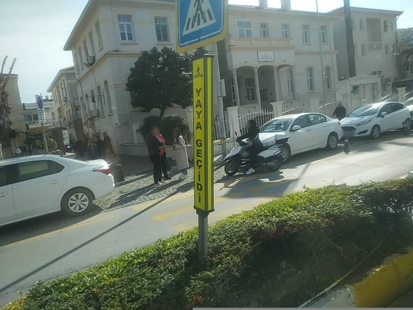 Street view near Palmin Hotel, Kuşadası — © amasya05055 (CC BY-SA · Mapillary)