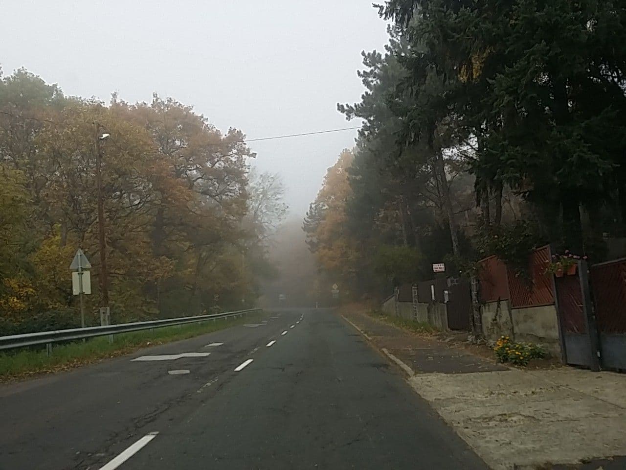 Street view near Rózsa Vendégház, Gyöngyössolymos — © utvonalfelmeresek (CC BY-SA · Mapillary)