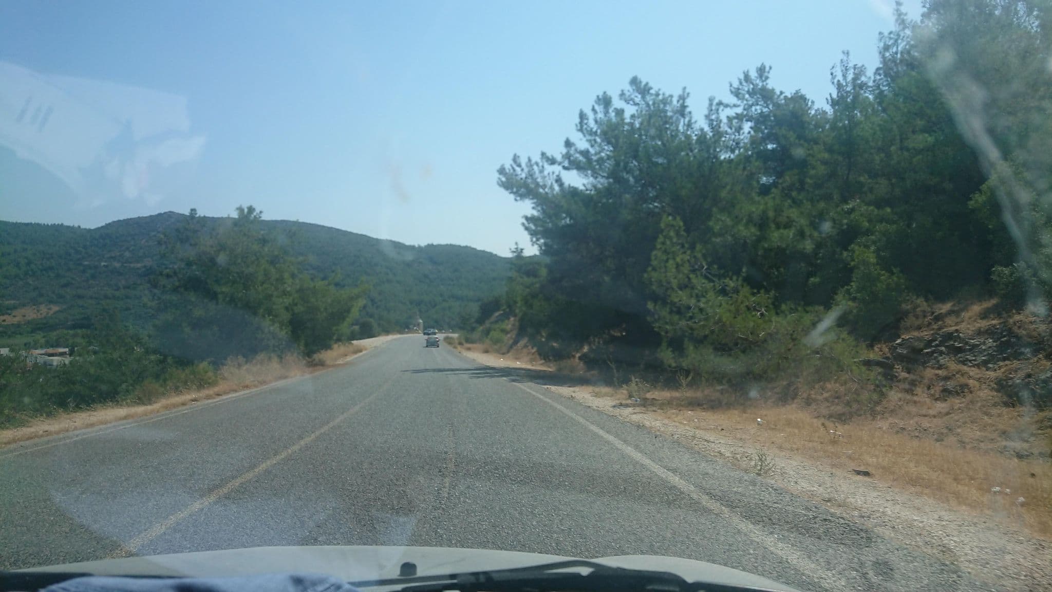 Street view near Nuri'nin Hotel, Kuşadası — © kubikanber (CC BY-SA · Mapillary)