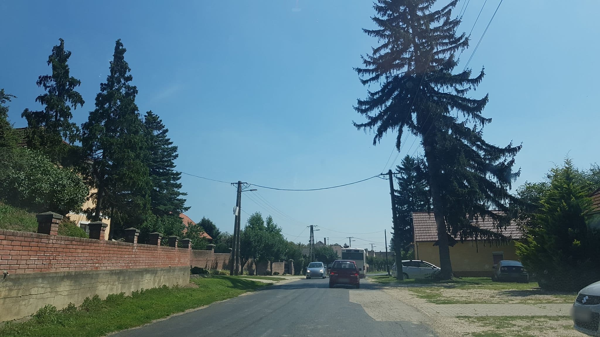 Street view near Erdészeti Erdei Iskola és Oktatási Központ, Segesd — © kojszagergo (CC BY-SA · Mapillary)