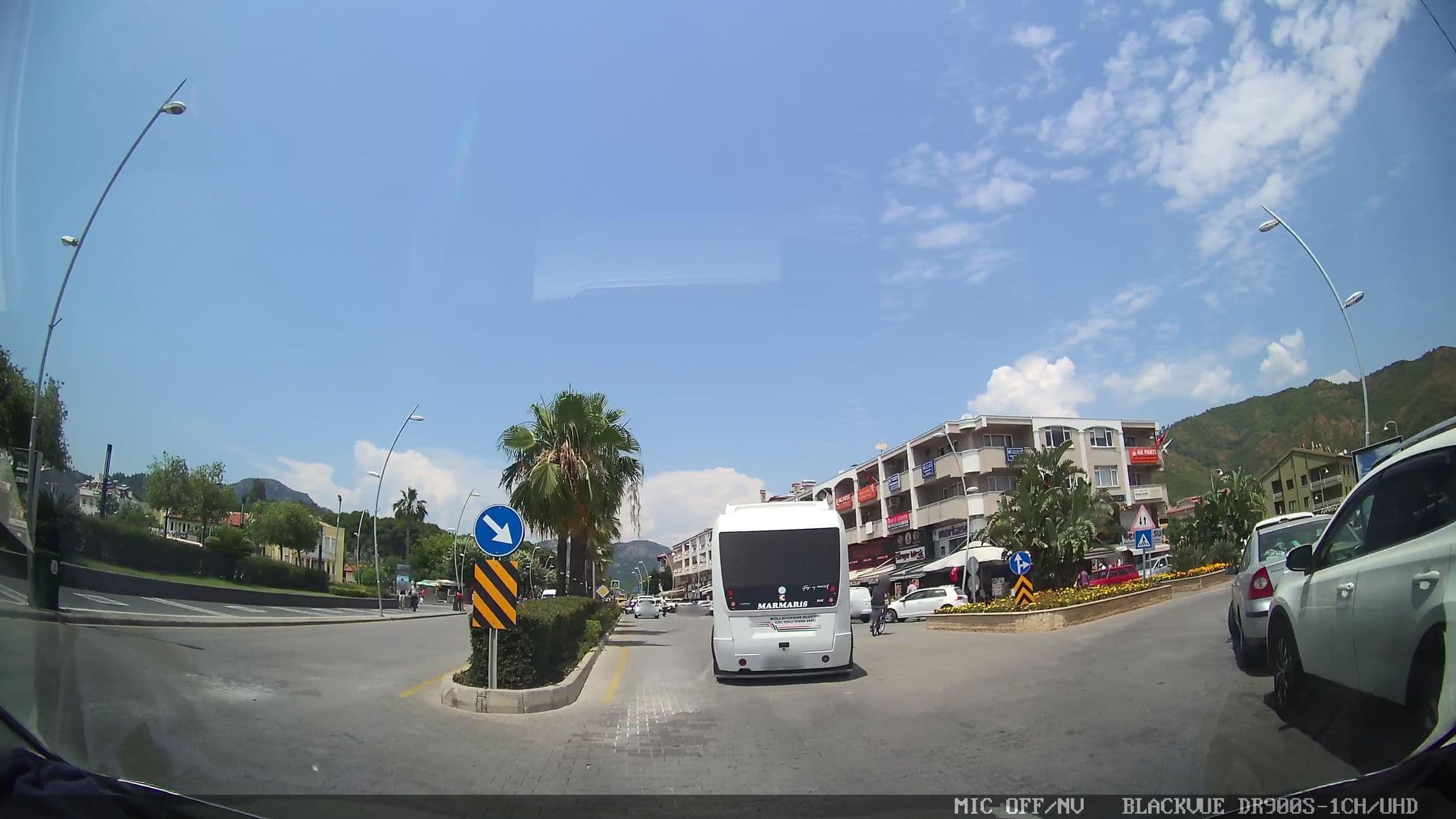 Street view near Ideal Prime, Marmaris — © asturksever (CC BY-SA · Mapillary)