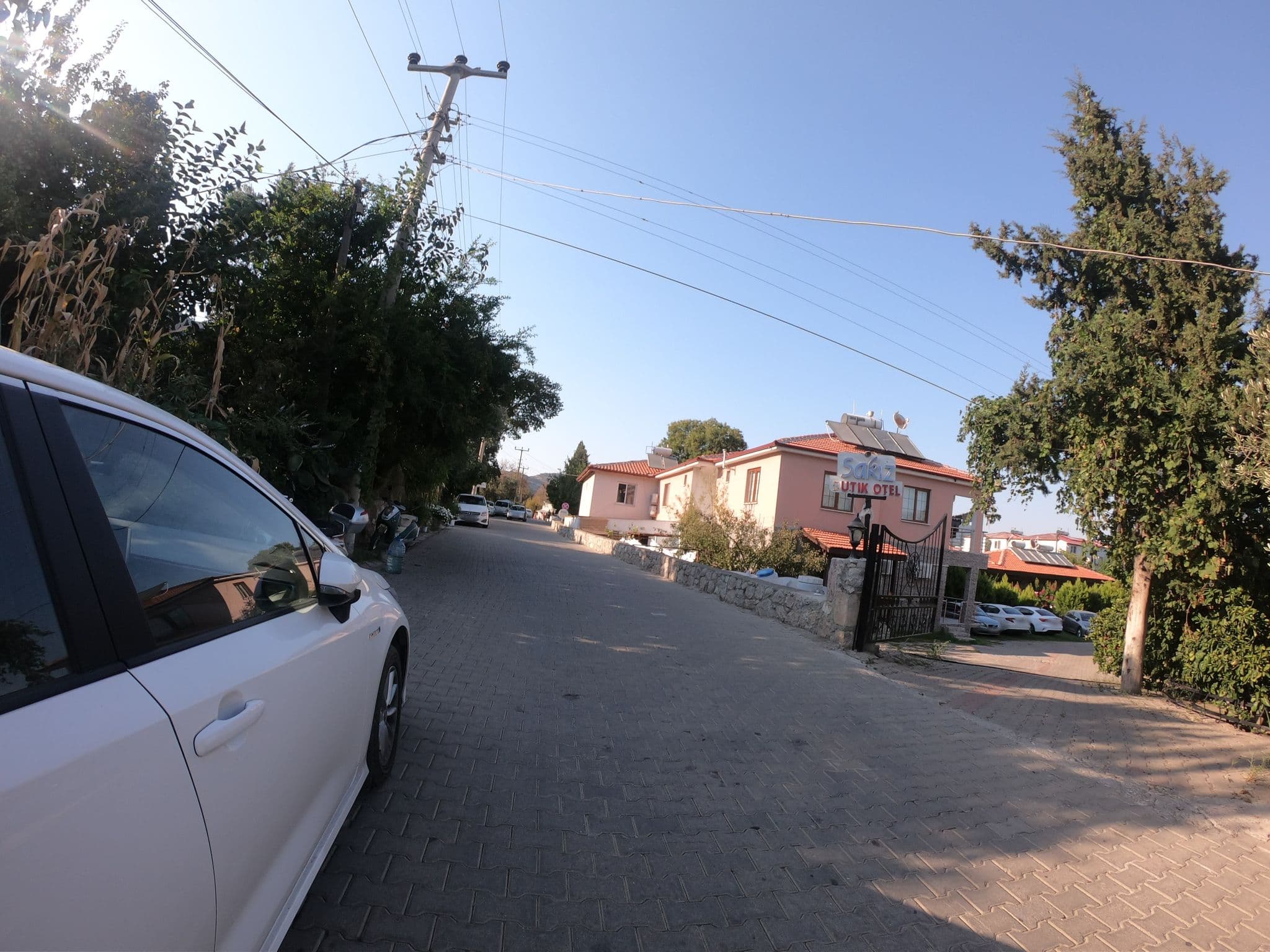 Street view near Maviş Bungalow, Selimiye — © asturksever (CC BY-SA · Mapillary)