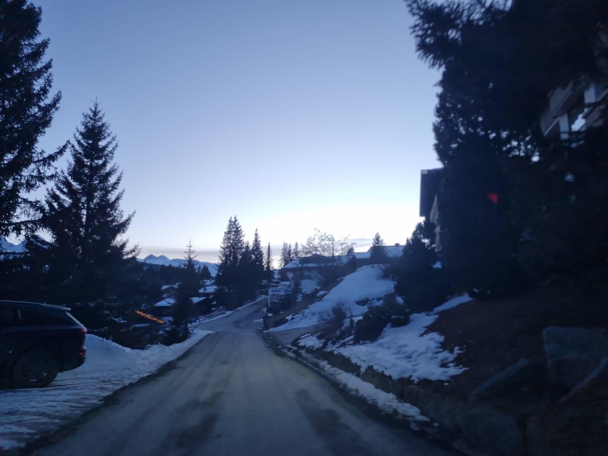 Street view near Enzianalm, Neukirchen am Großvenediger — © dsmm (CC BY-SA · Mapillary)