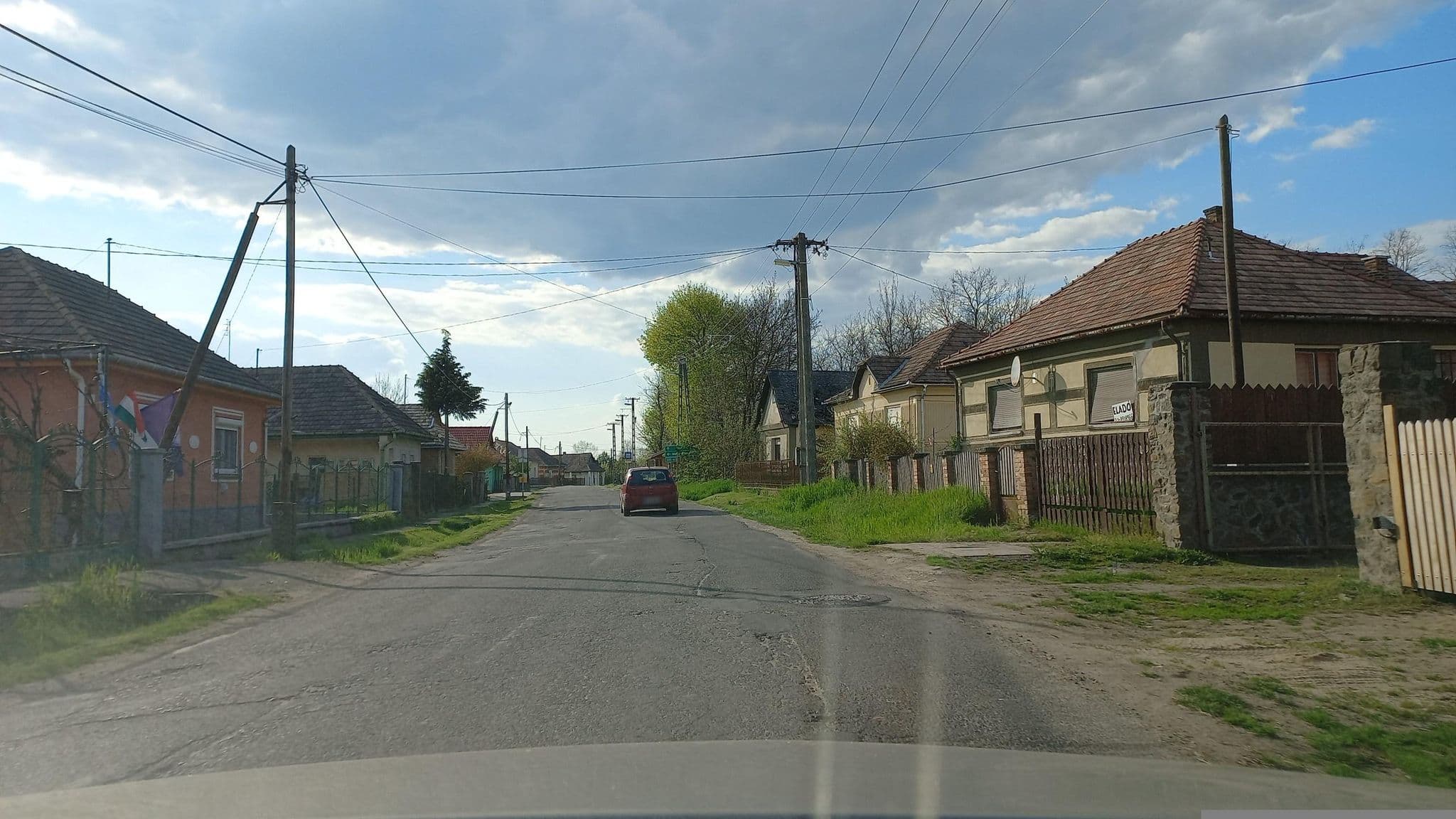 Street view near Palóc Porta Vendégház, Romhány — © bordaben (CC BY-SA · Mapillary)
