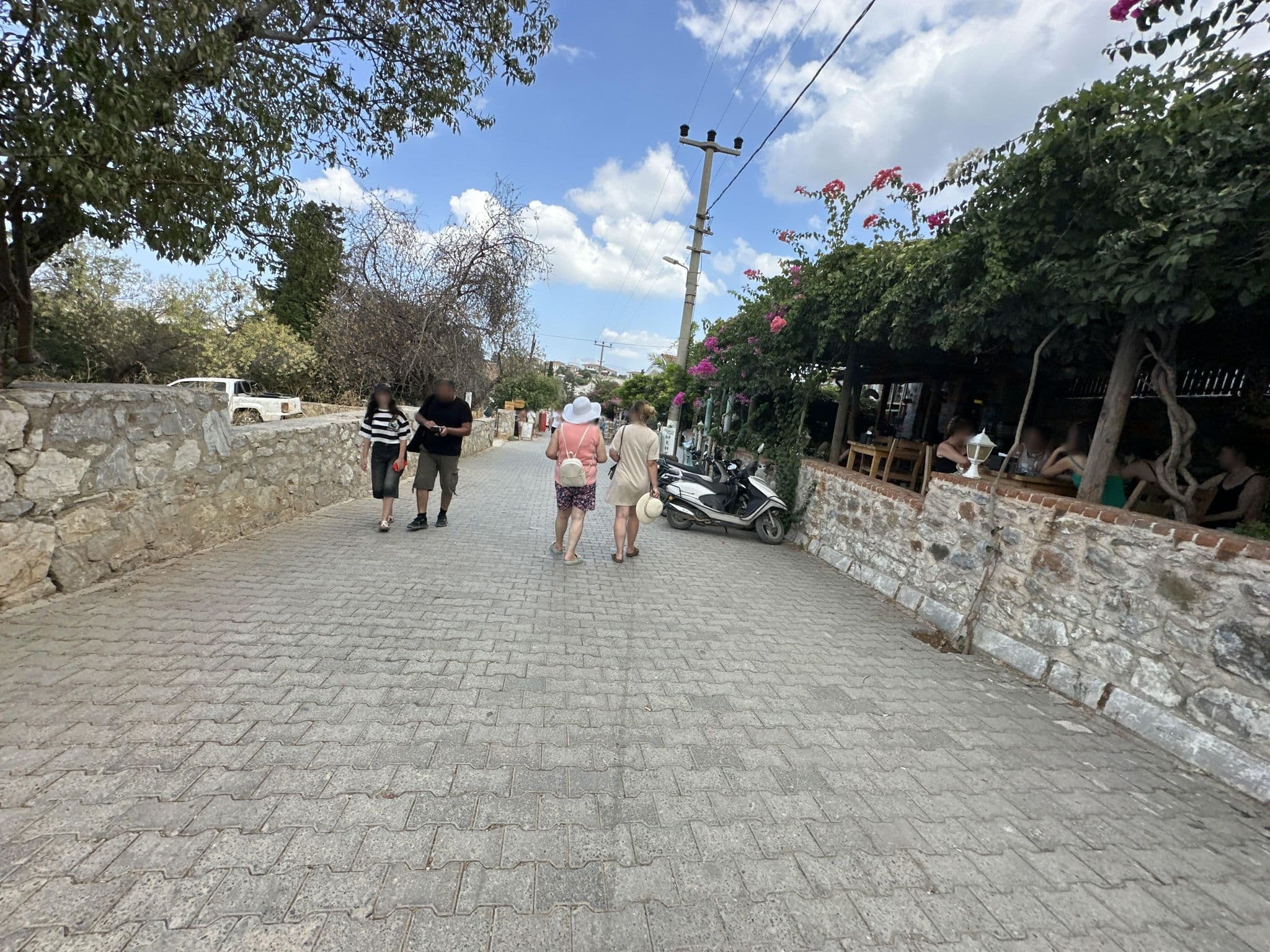 Street view near Kaya Guest House, Datça — © asturksever (CC BY-SA · Mapillary)