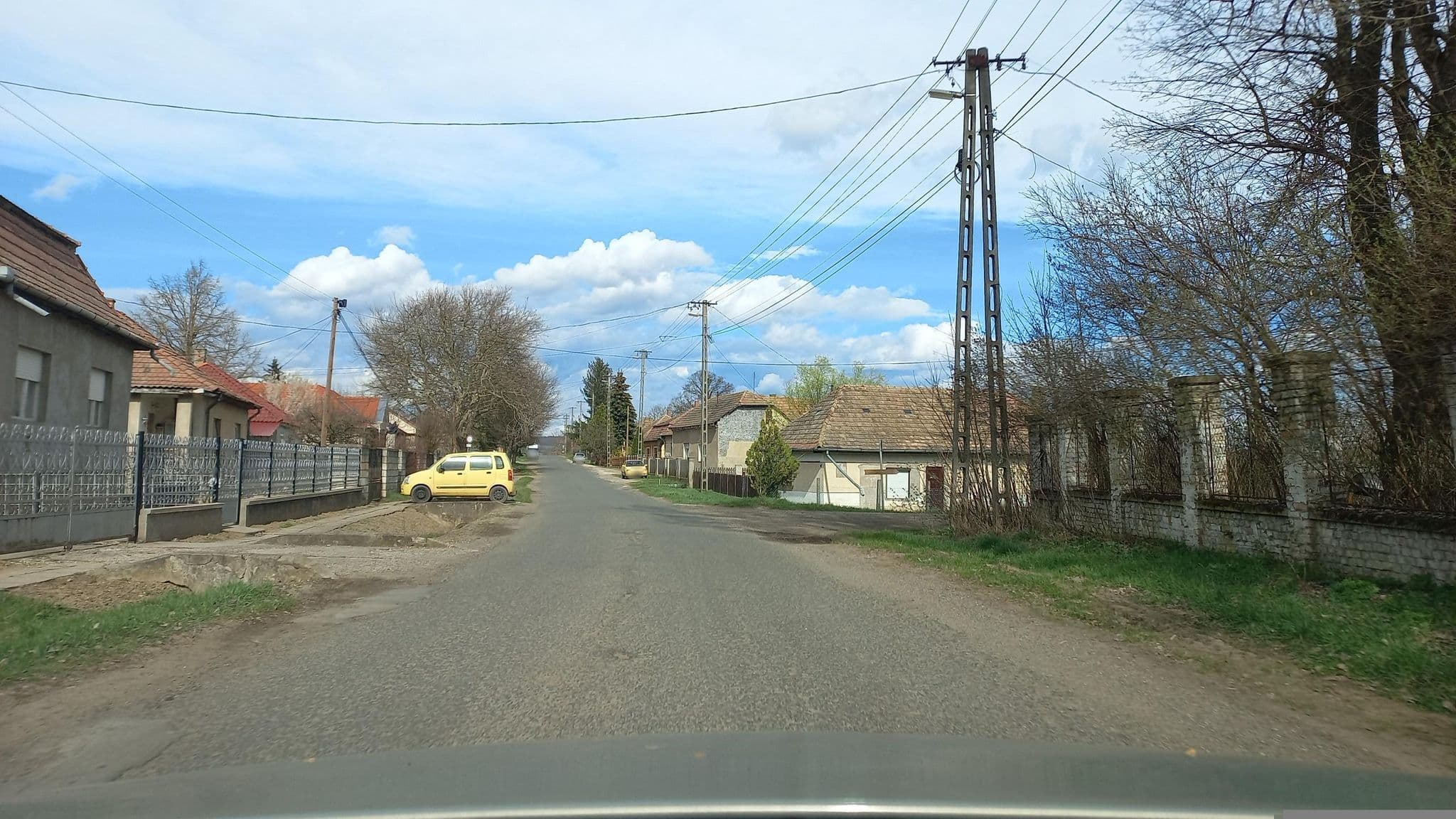 Street view near Orgona Vendégház, Romhány — © bordaben (CC BY-SA · Mapillary)