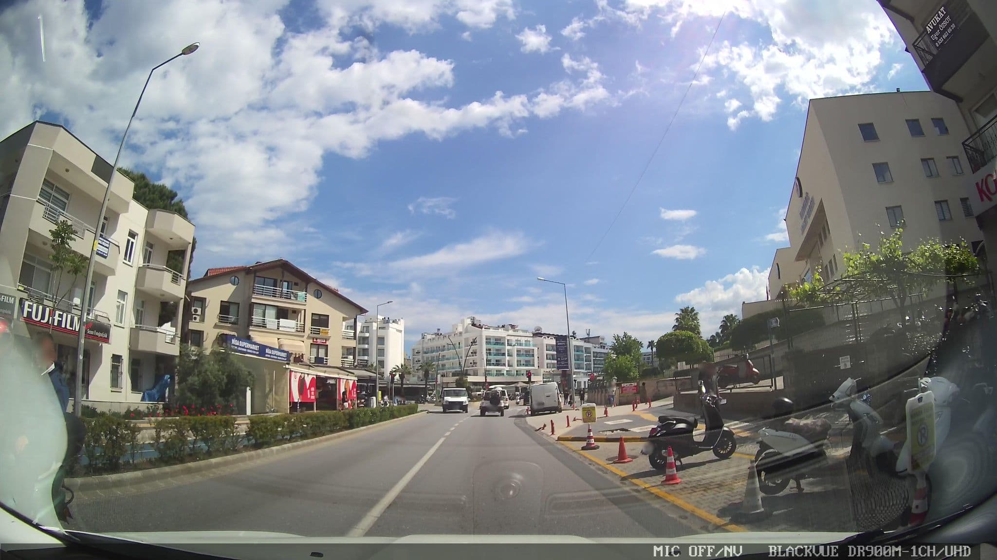 Street view near İdeal Pearl Beach, Marmaris — © asturksever (CC BY-SA · Mapillary)