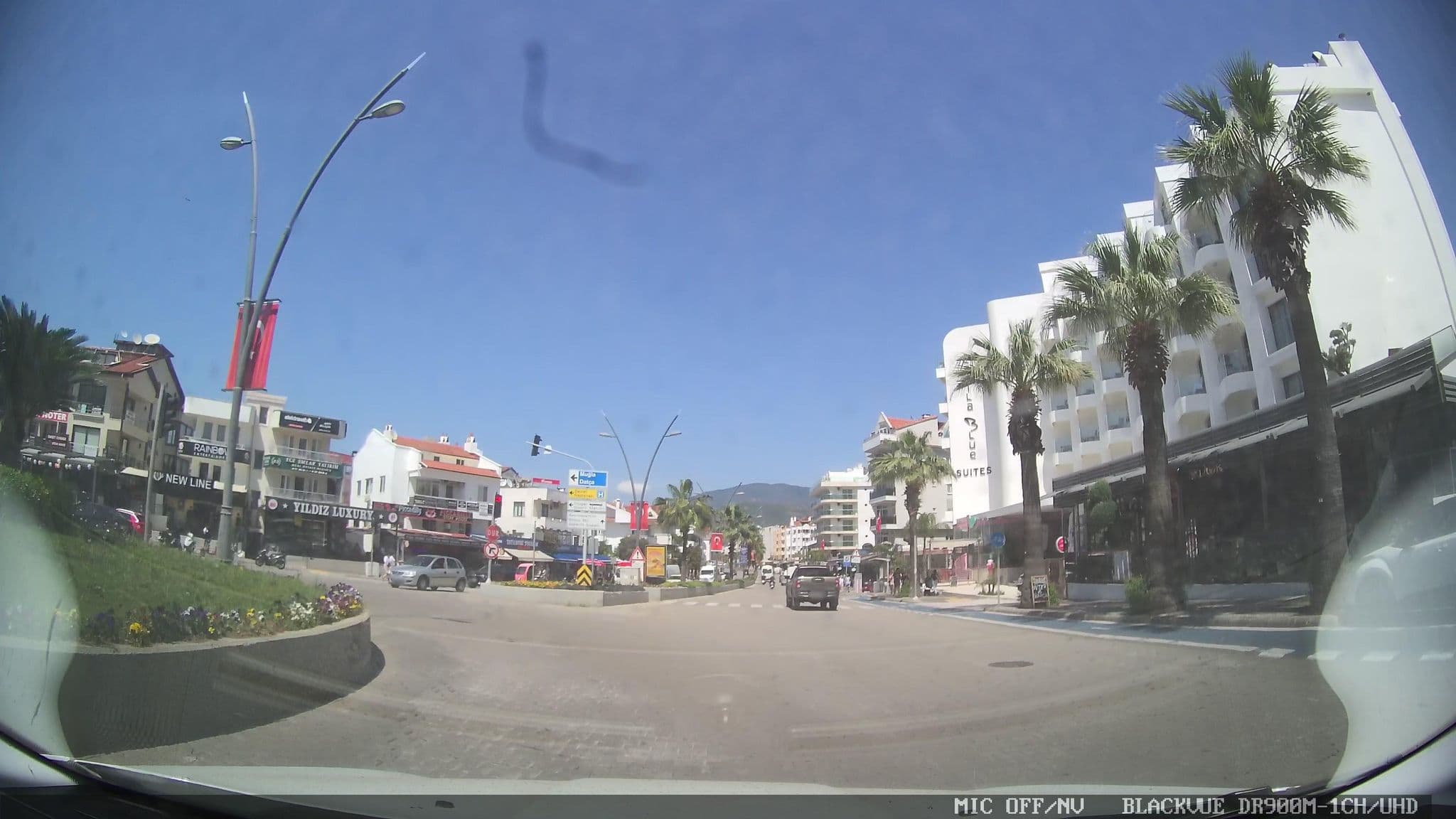 Street view near Blue Bays Platinium Otel, Marmaris — © asturksever (CC BY-SA · Mapillary)