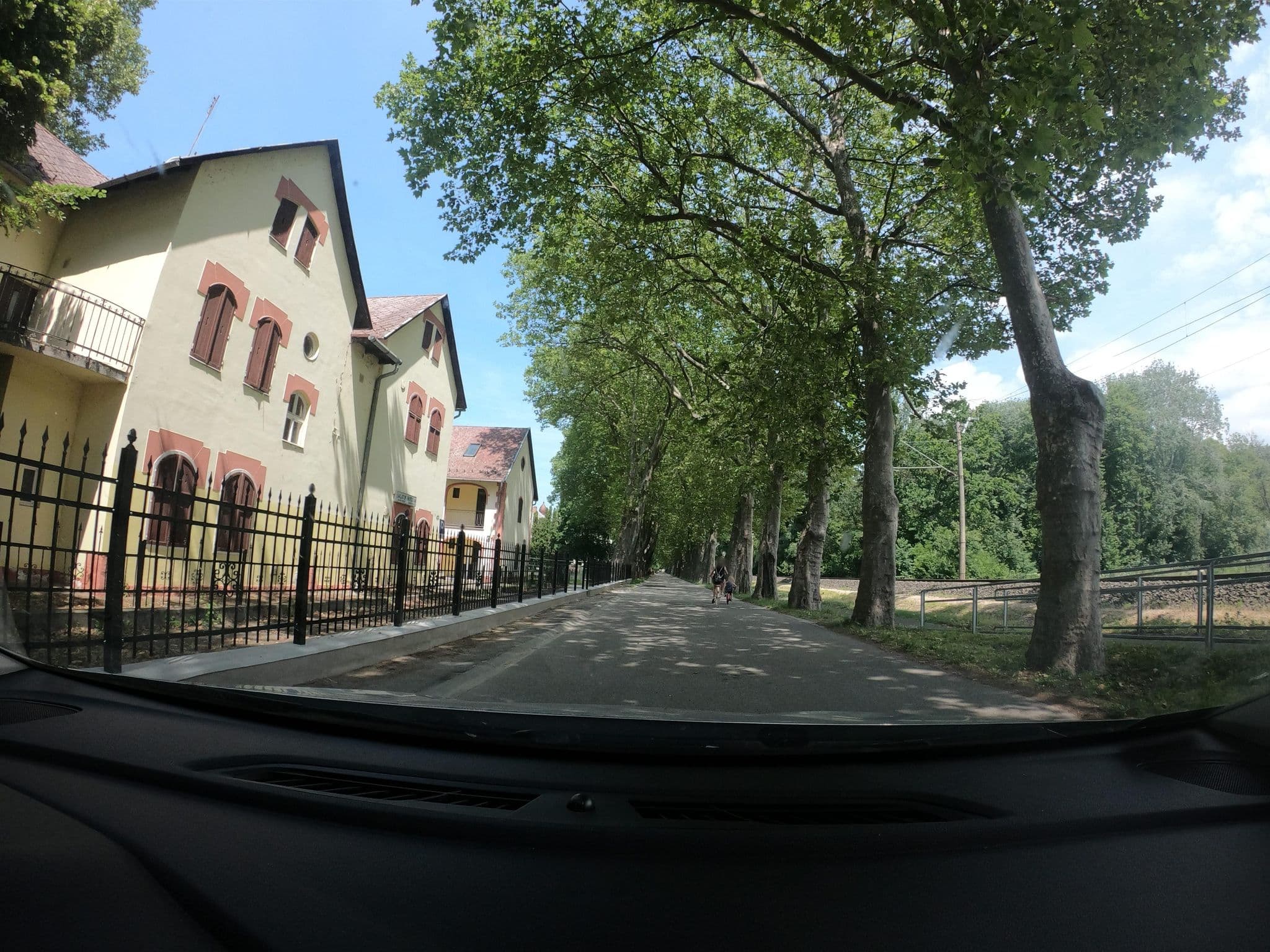 Street view near Balaton Panzió, Balatonföldvár — © vst (CC BY-SA · Mapillary)