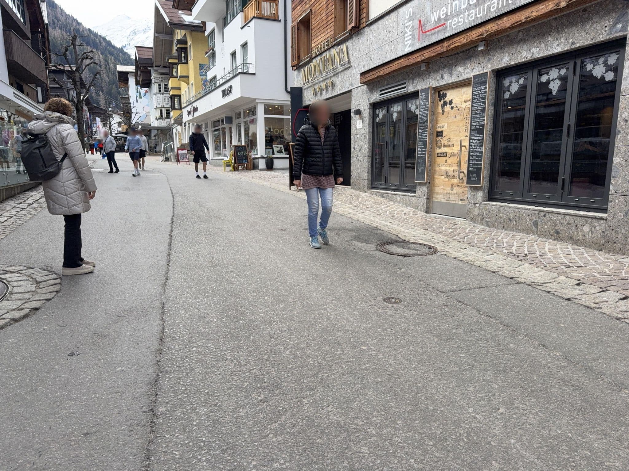 Street view near m3, St Anton am Arlberg — © RSTQ (CC BY-SA · Mapillary)