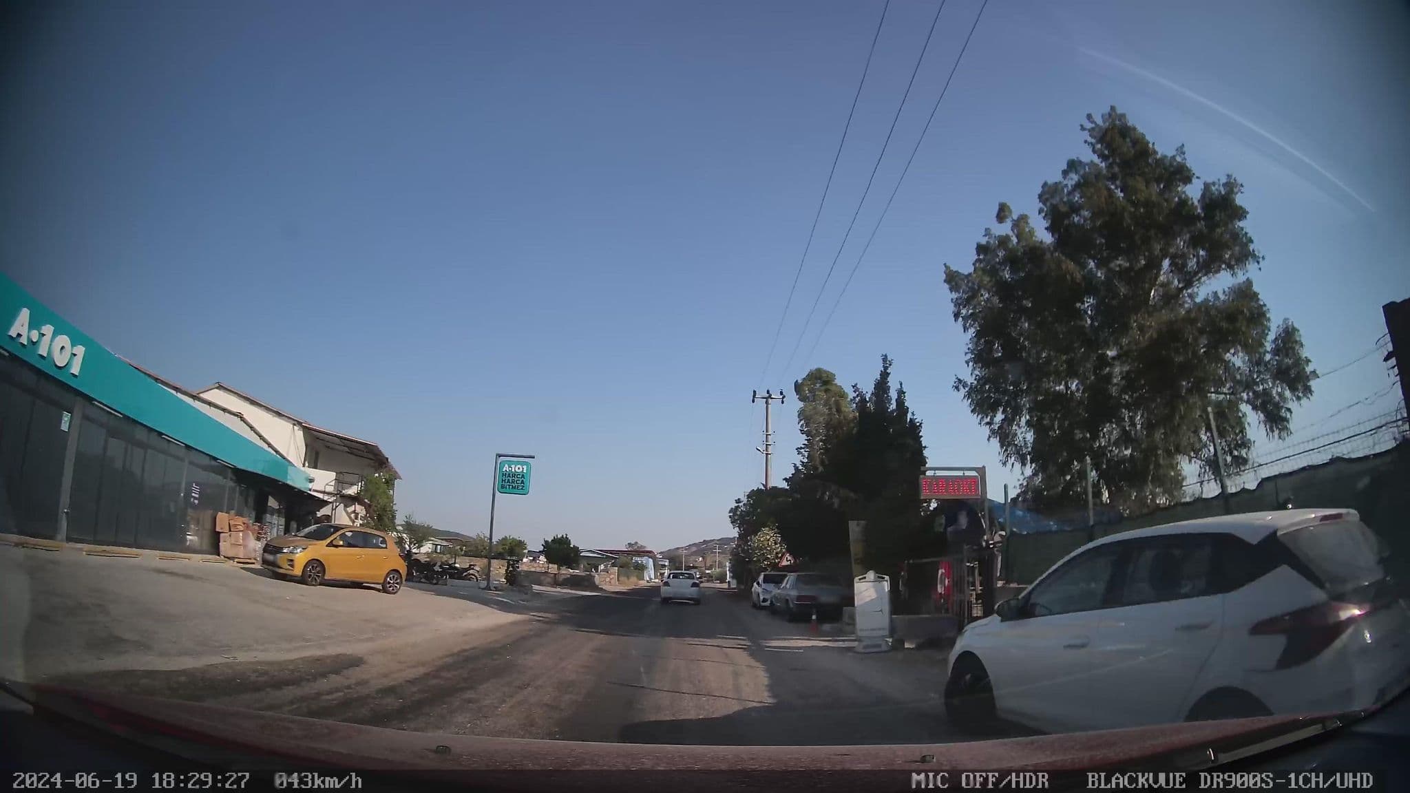 Street view near Dodo House  Bodrum, Güvercinlik — © unen (CC BY-SA · Mapillary)