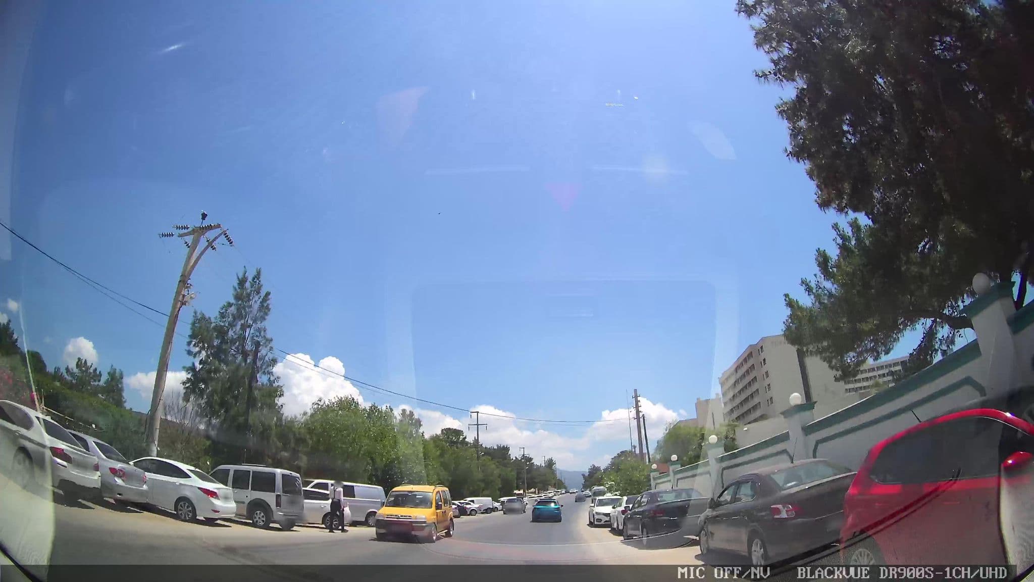 Street view near OTEL, Altınkum — © asturksever (CC BY-SA · Mapillary)