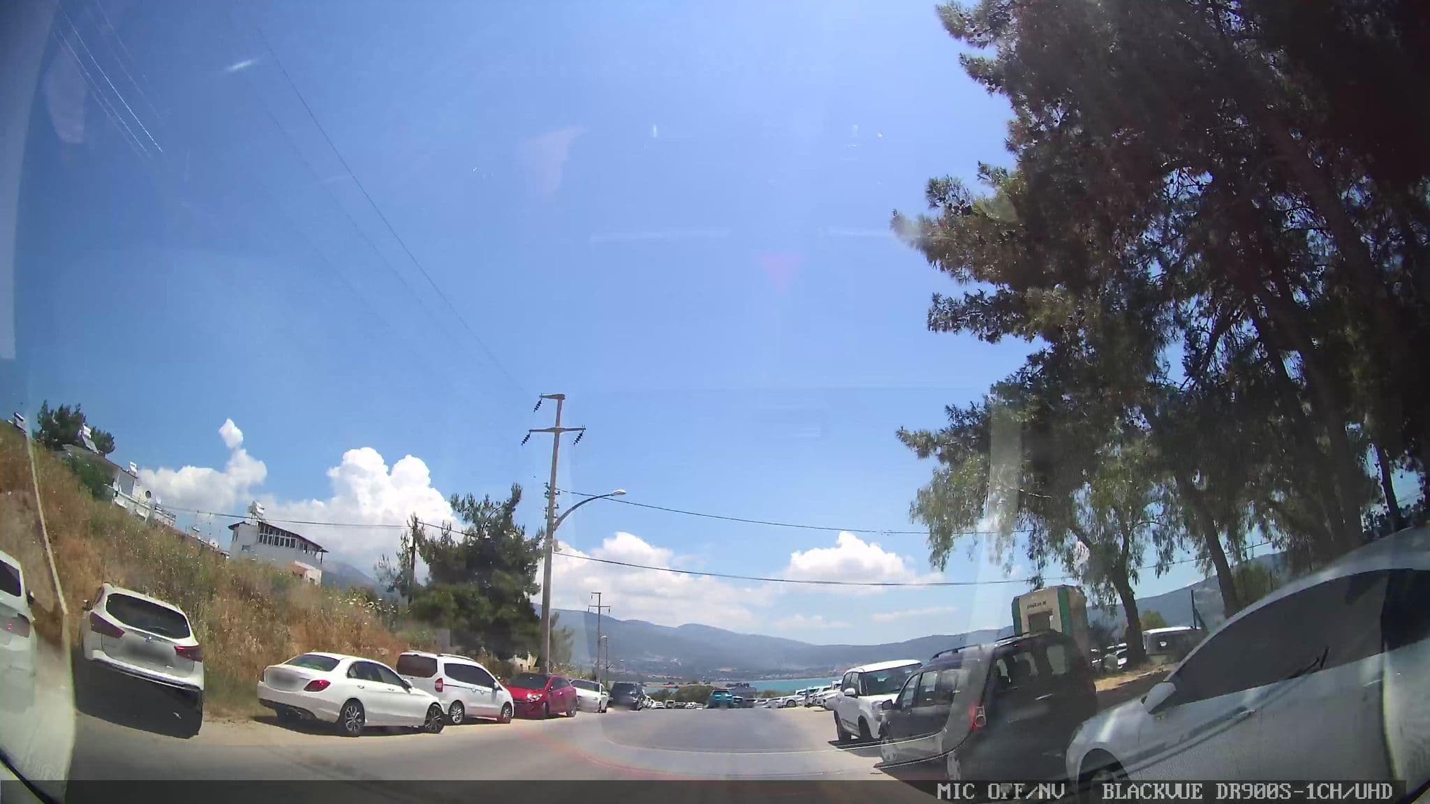Street view near Capris Gold otel, Altınkum — © asturksever (CC BY-SA · Mapillary)