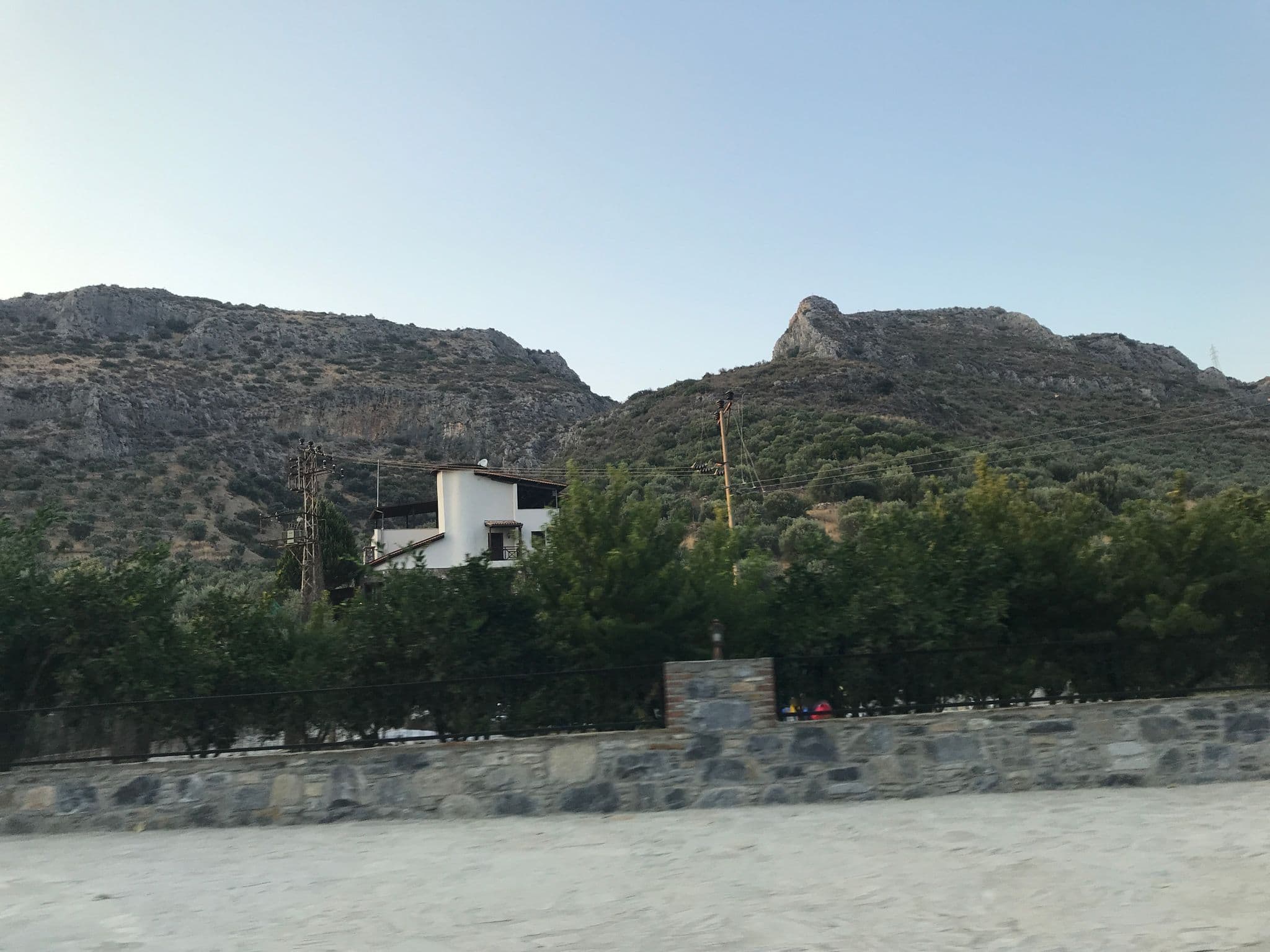 Street view near Pir Reis, Selçuk — © hderinoz (CC BY-SA · Mapillary)