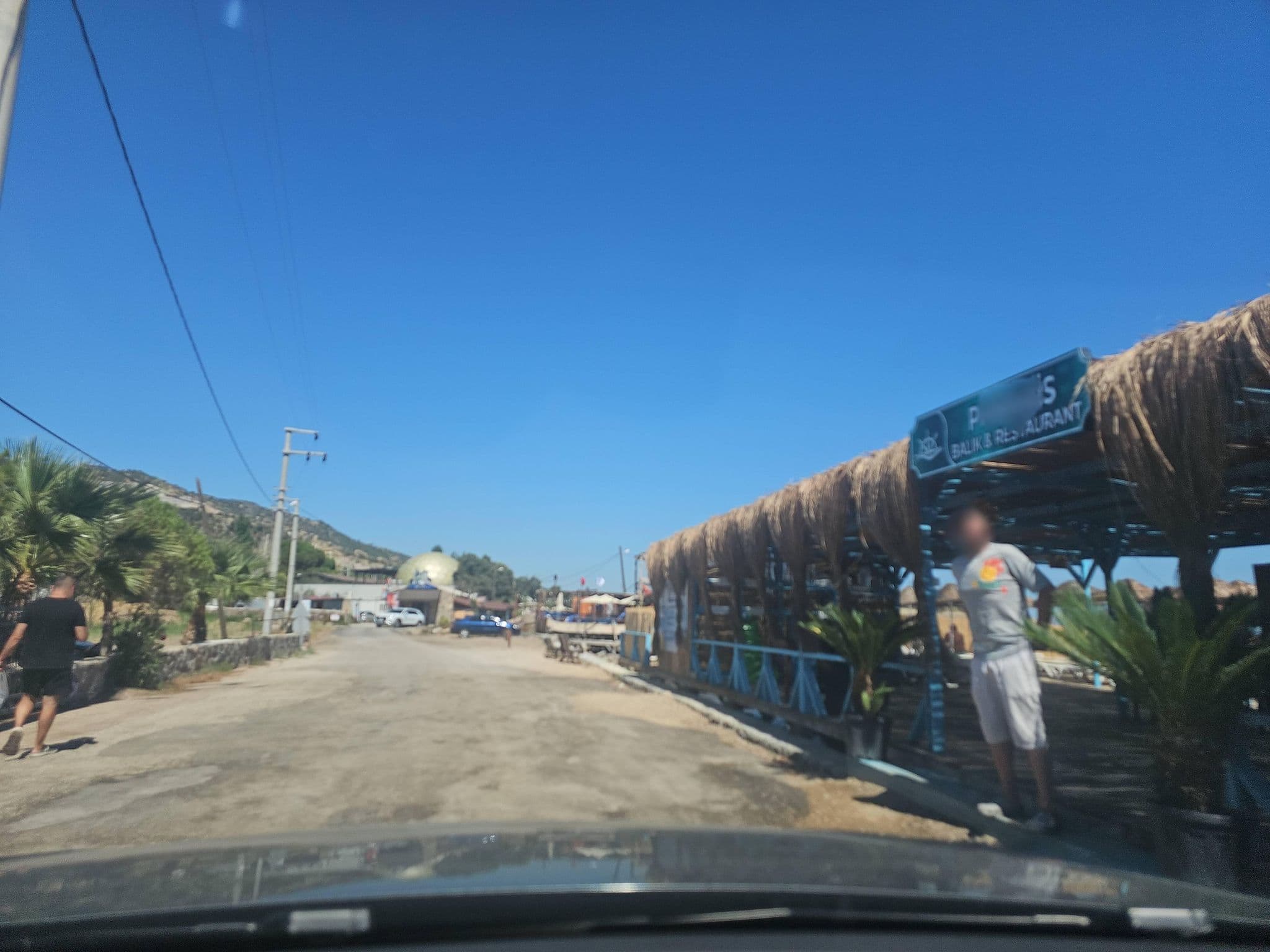 Street view near Piri Reis Motel Restaurant, Gülpınar — © observer17 (CC BY-SA · Mapillary)
