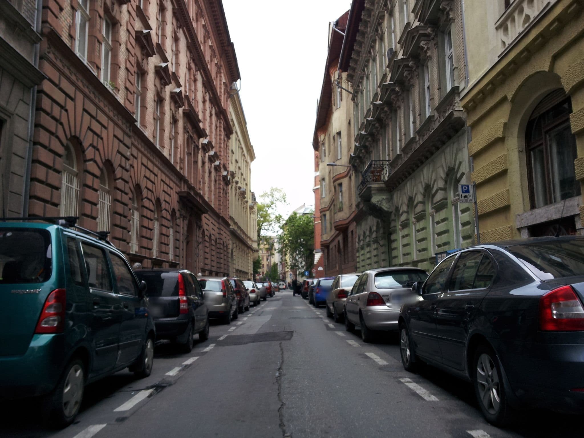 Street view near Eurostars Palazzo Zichy, Budapest VIII. kerület — © kolesajr (CC BY-SA · Mapillary)