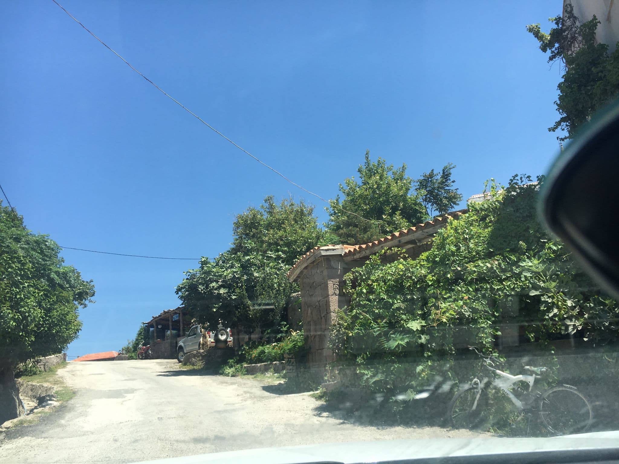 Street view near Balıkçı Motel, Gülpınar — © semi (CC BY-SA · Mapillary)