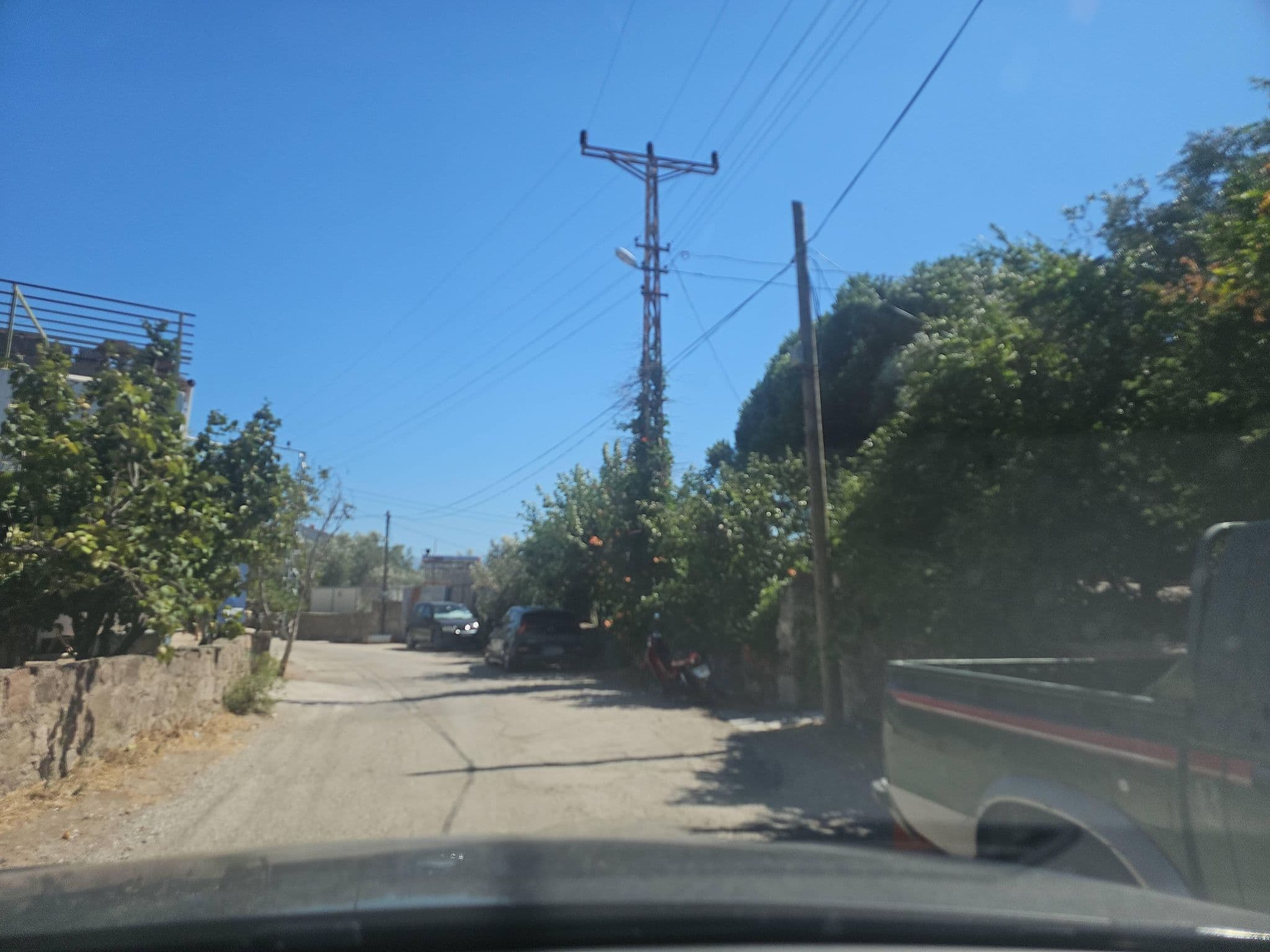 Street view near Yali Motel, Gülpınar — © observer17 (CC BY-SA · Mapillary)