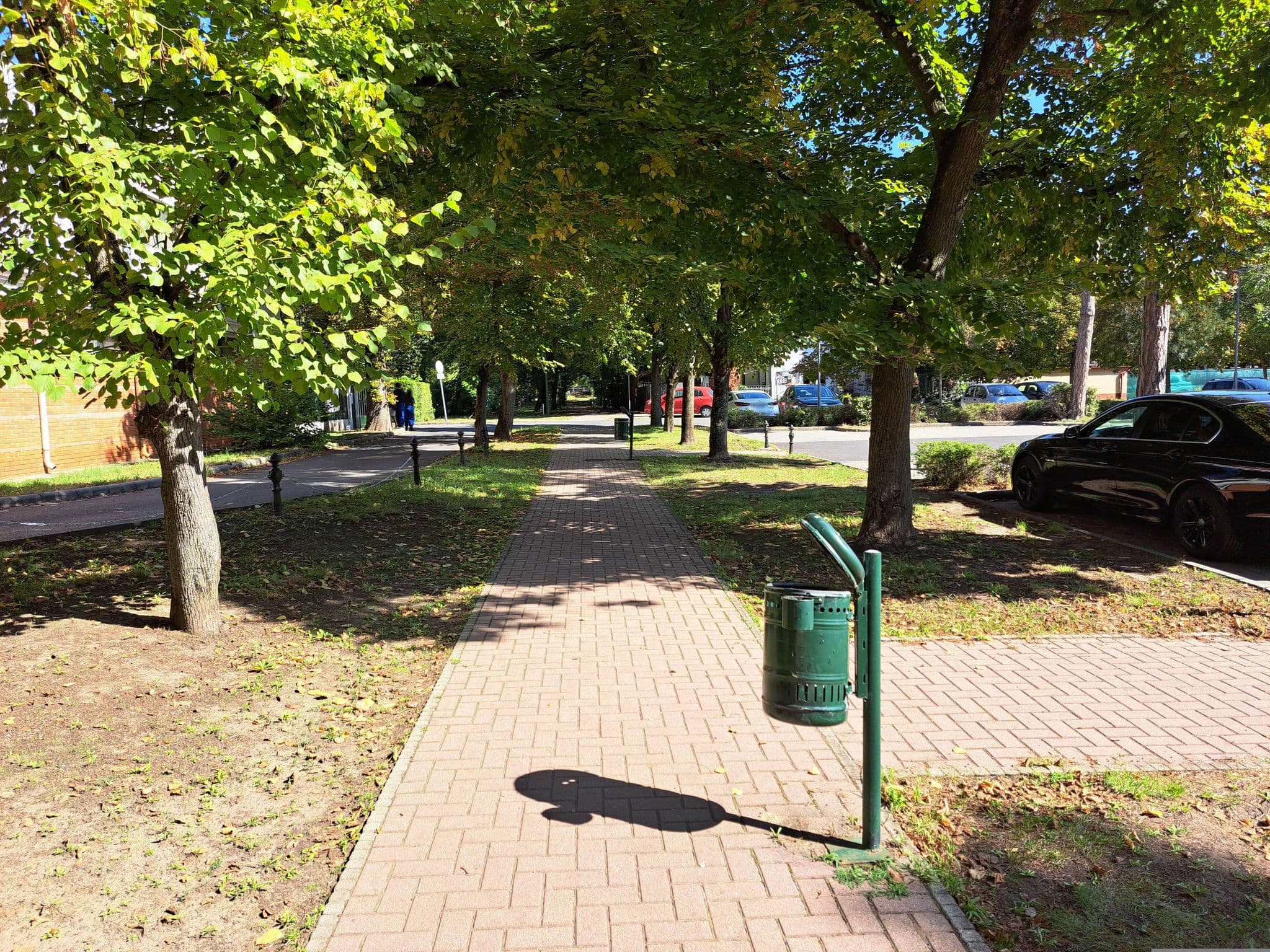 Street view near Hotel Napsugár, Orosháza — © gbabmap (CC BY-SA · Mapillary)