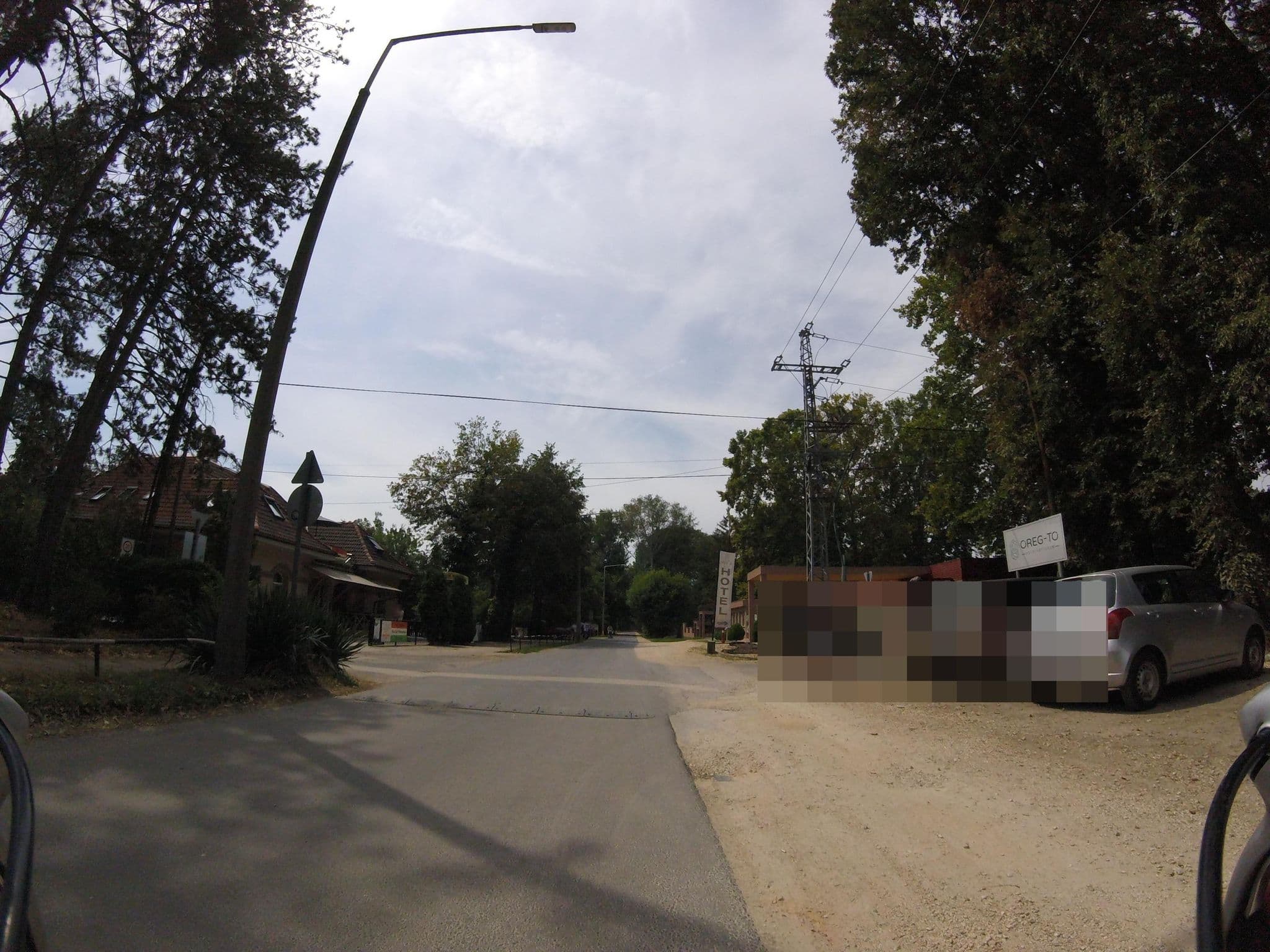 Street view near The Corner House panzió, Baj — © goprohero (CC BY-SA · Mapillary)