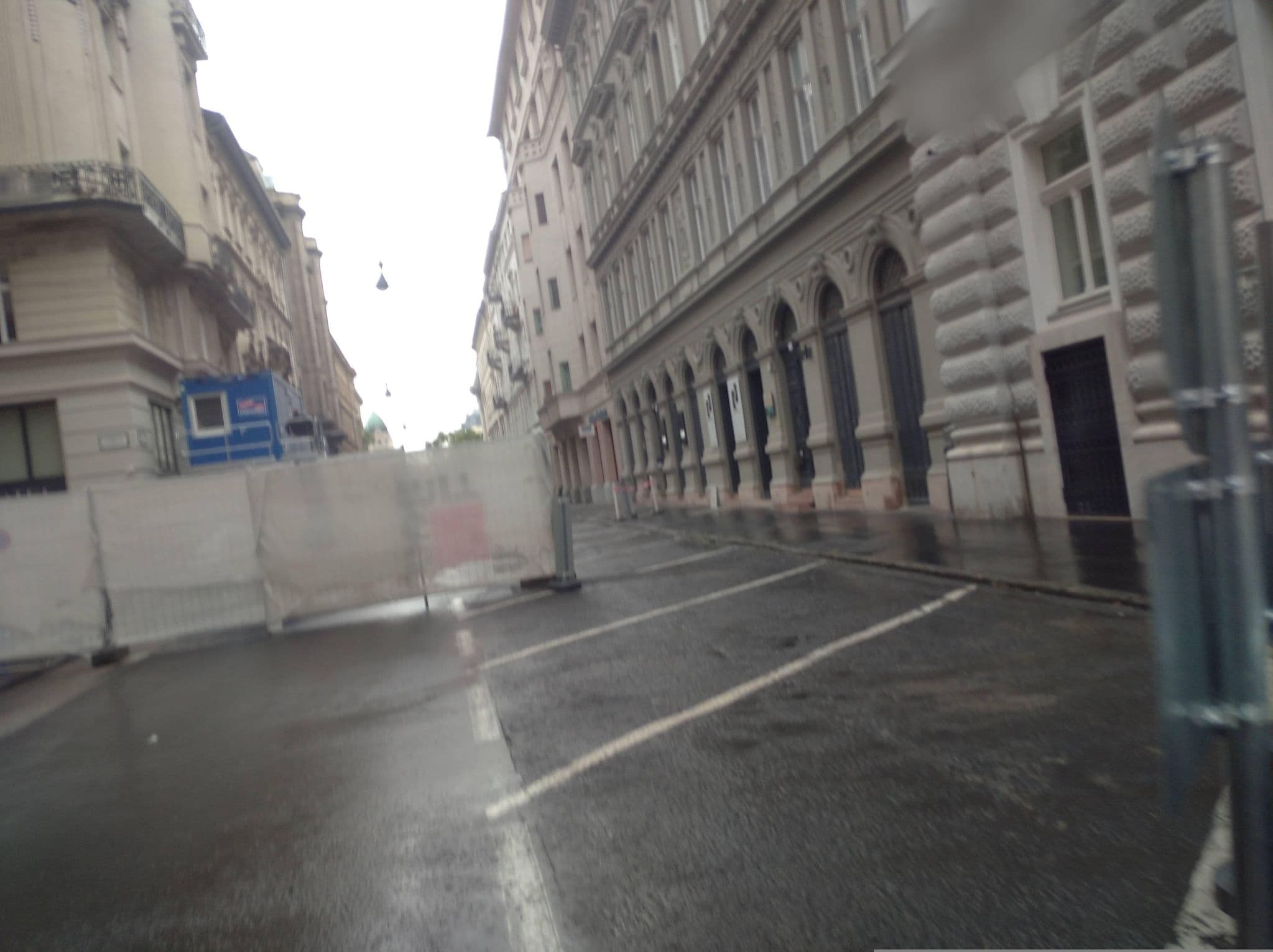 Street view near Áurea Ana Palace Hotel, Lipótváros — © grozsa11 (CC BY-SA · Mapillary)