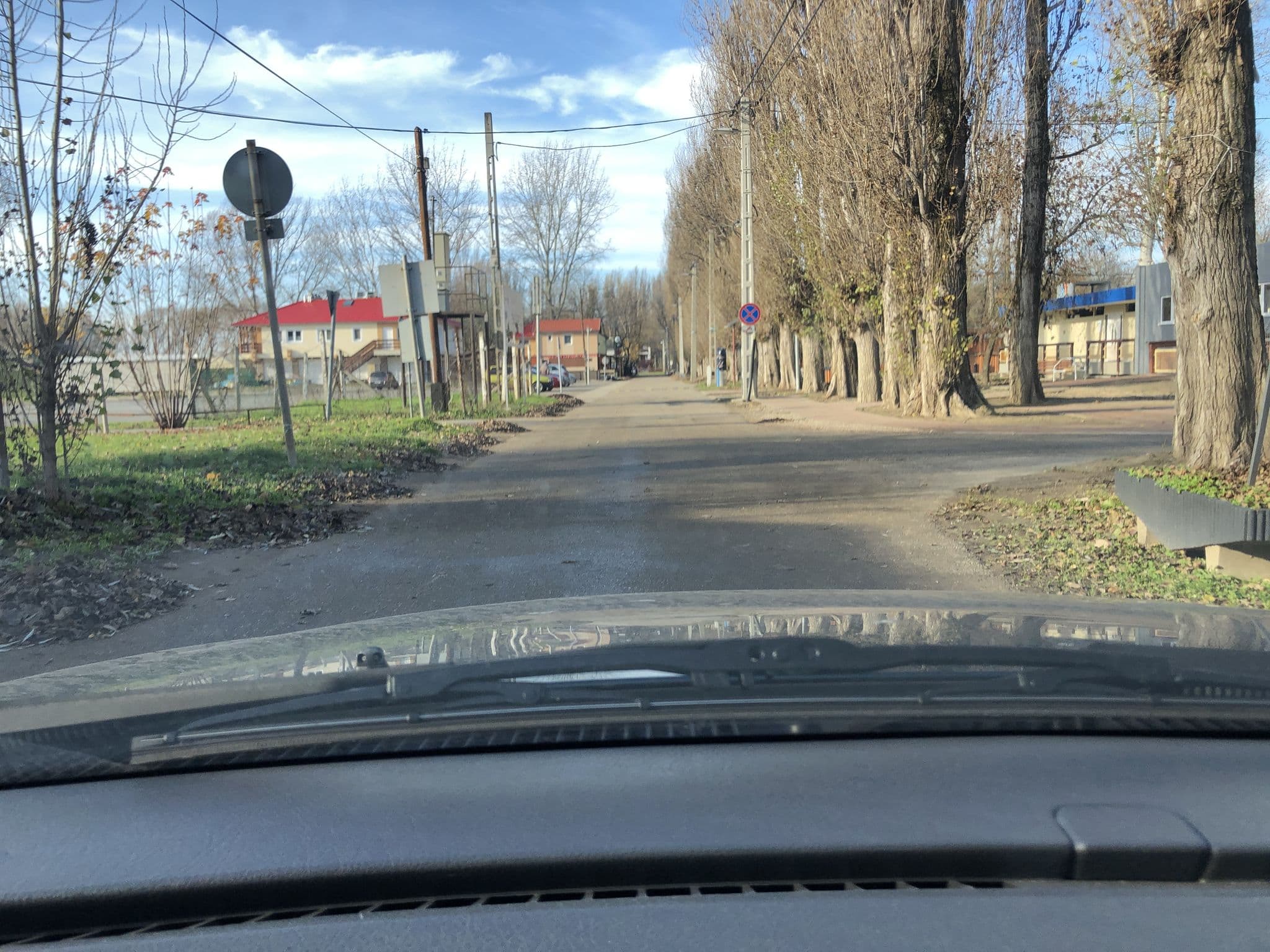 Street view near Körös-toroki Kemping, Csongrád — © becq74 (CC BY-SA · Mapillary)