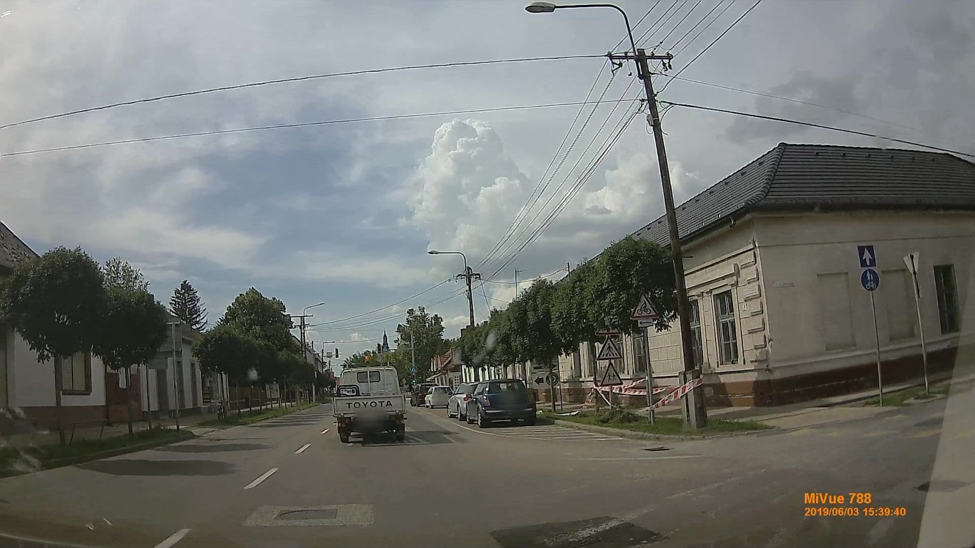 Street view near La'Róna Rooms, Kiskőrös — © geox123 (CC BY-SA · Mapillary)