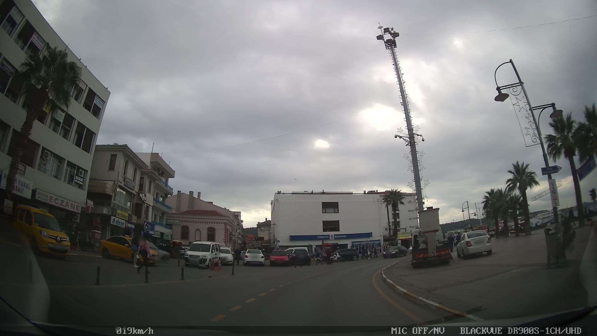 Street view near Tufekcioglu Otel, Ayvalık — © asturksever (CC BY-SA · Mapillary)
