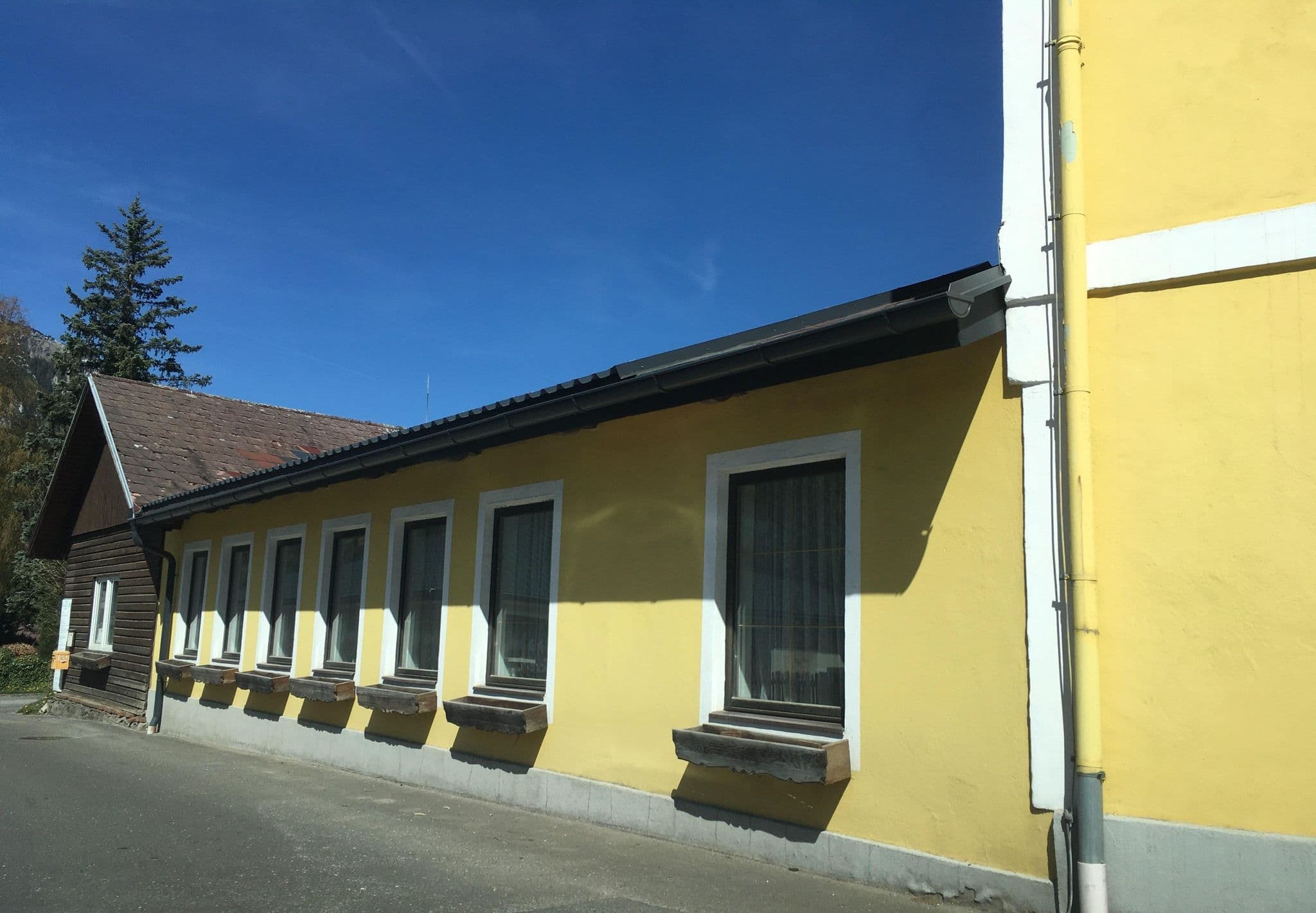 Street view near Gasthof zur Post, Vordernberg — © istefanos (CC BY-SA · Mapillary)
