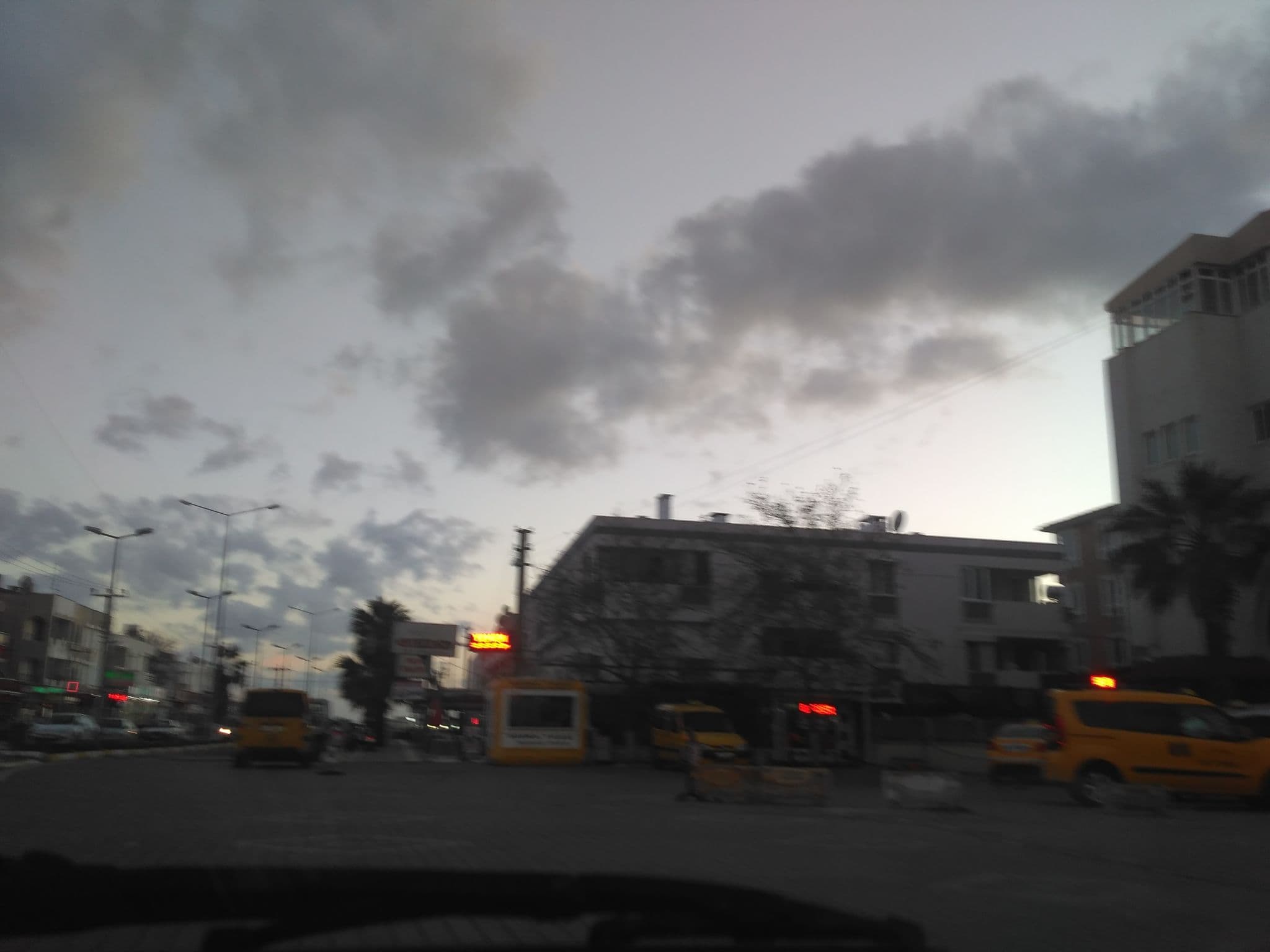 Street view near Royal Hotel Ayvalık/Sarımsaklı, Ayvalık — © uzungo (CC BY-SA · Mapillary)