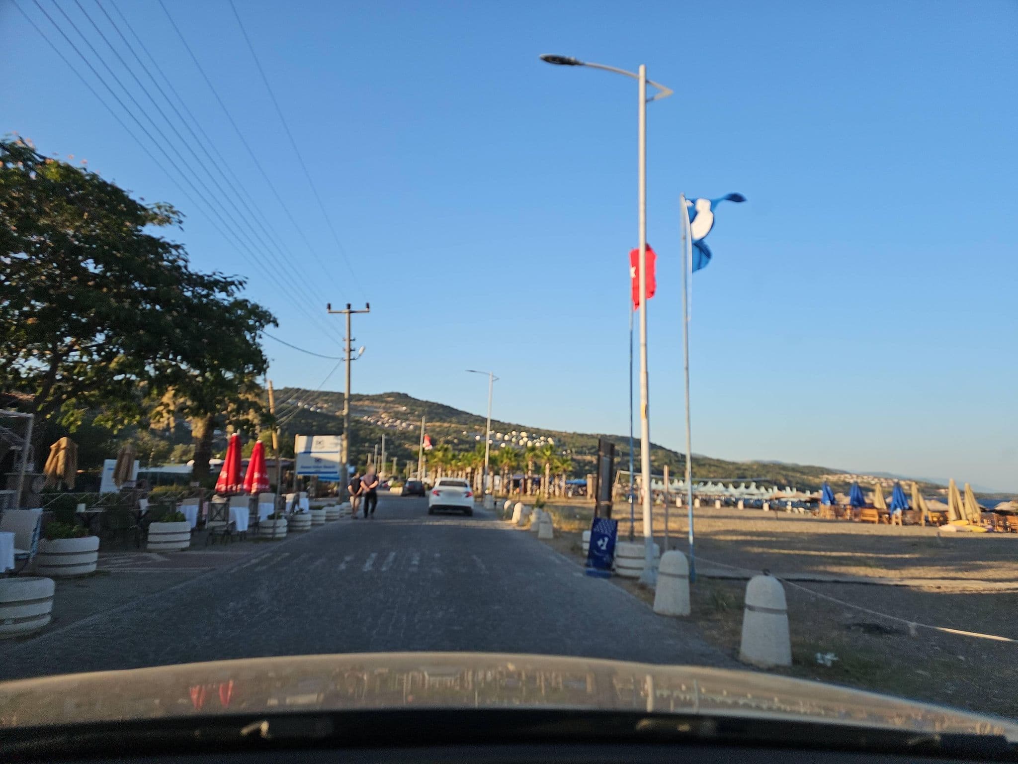 Street view near Eden Beach Hotel, Behram — © observer17 (CC BY-SA · Mapillary)