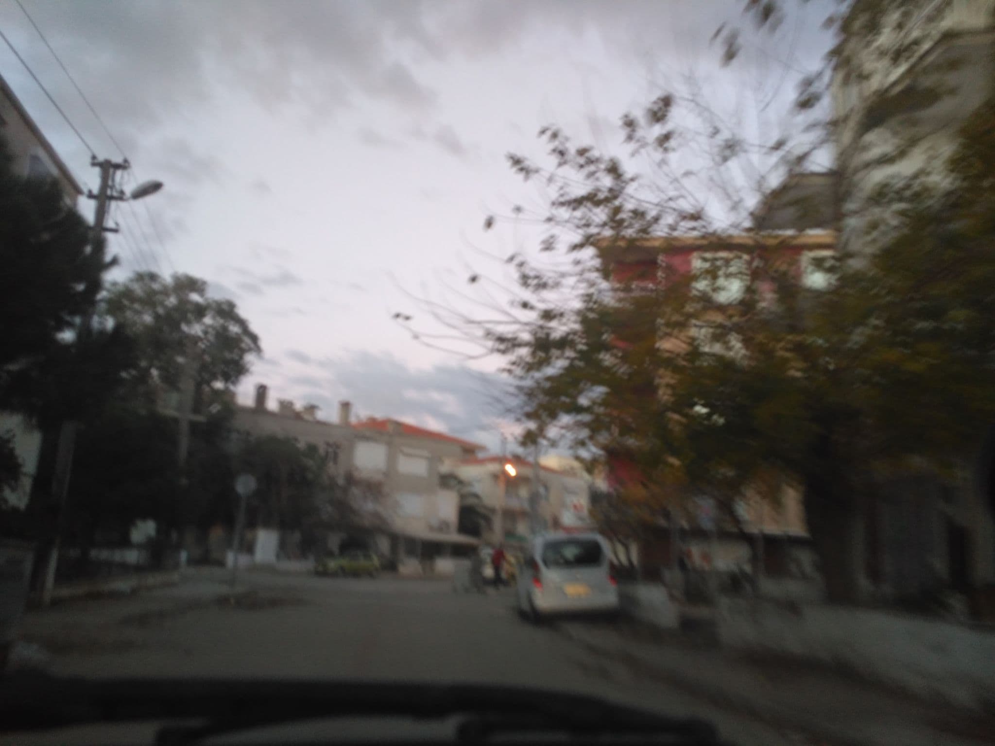 Street view near Hilton Hotel, Ayvalık — © uzungo (CC BY-SA · Mapillary)