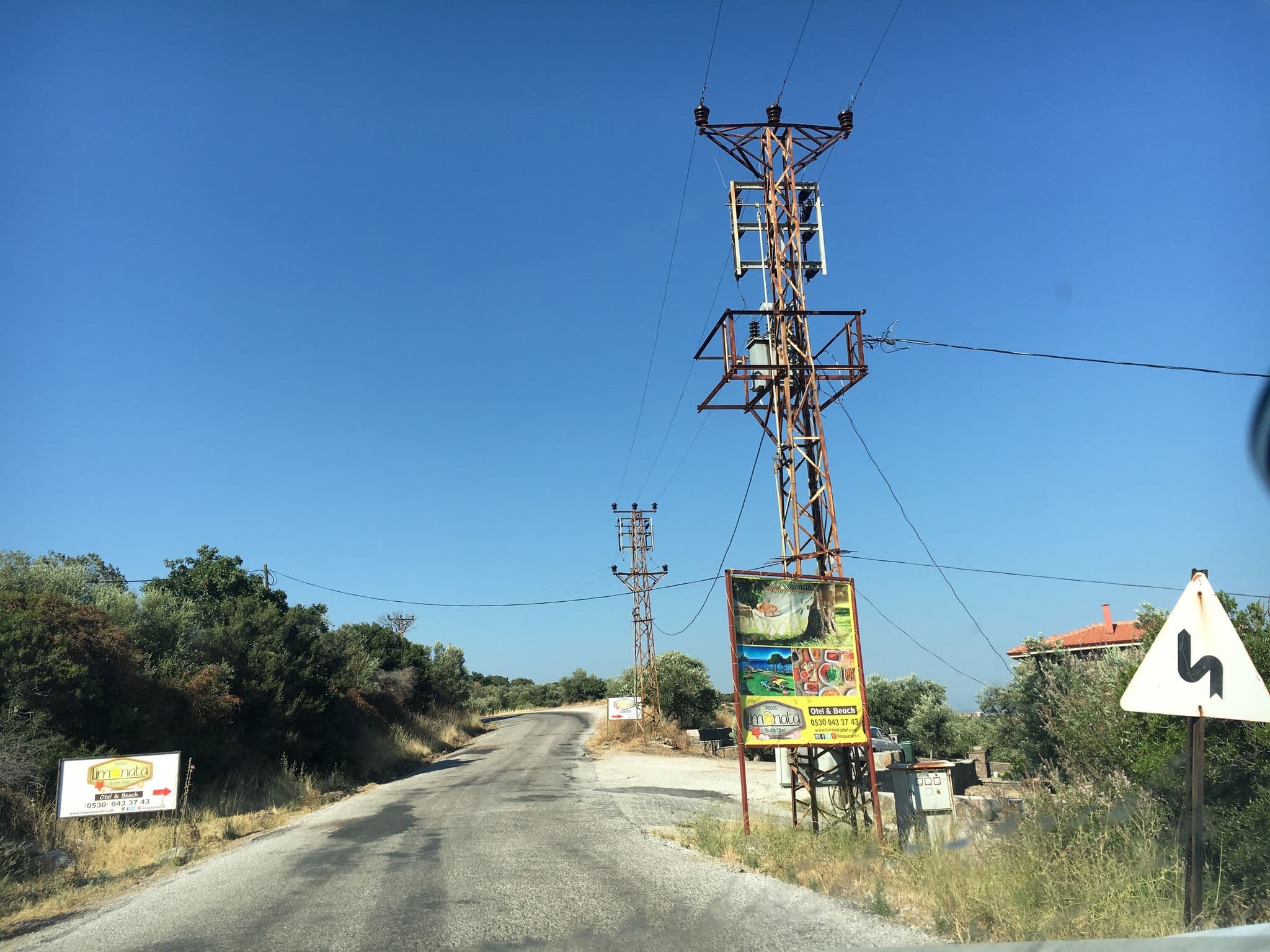 Street view near Limonata Otel Assos, Behram — © semi (CC BY-SA · Mapillary)