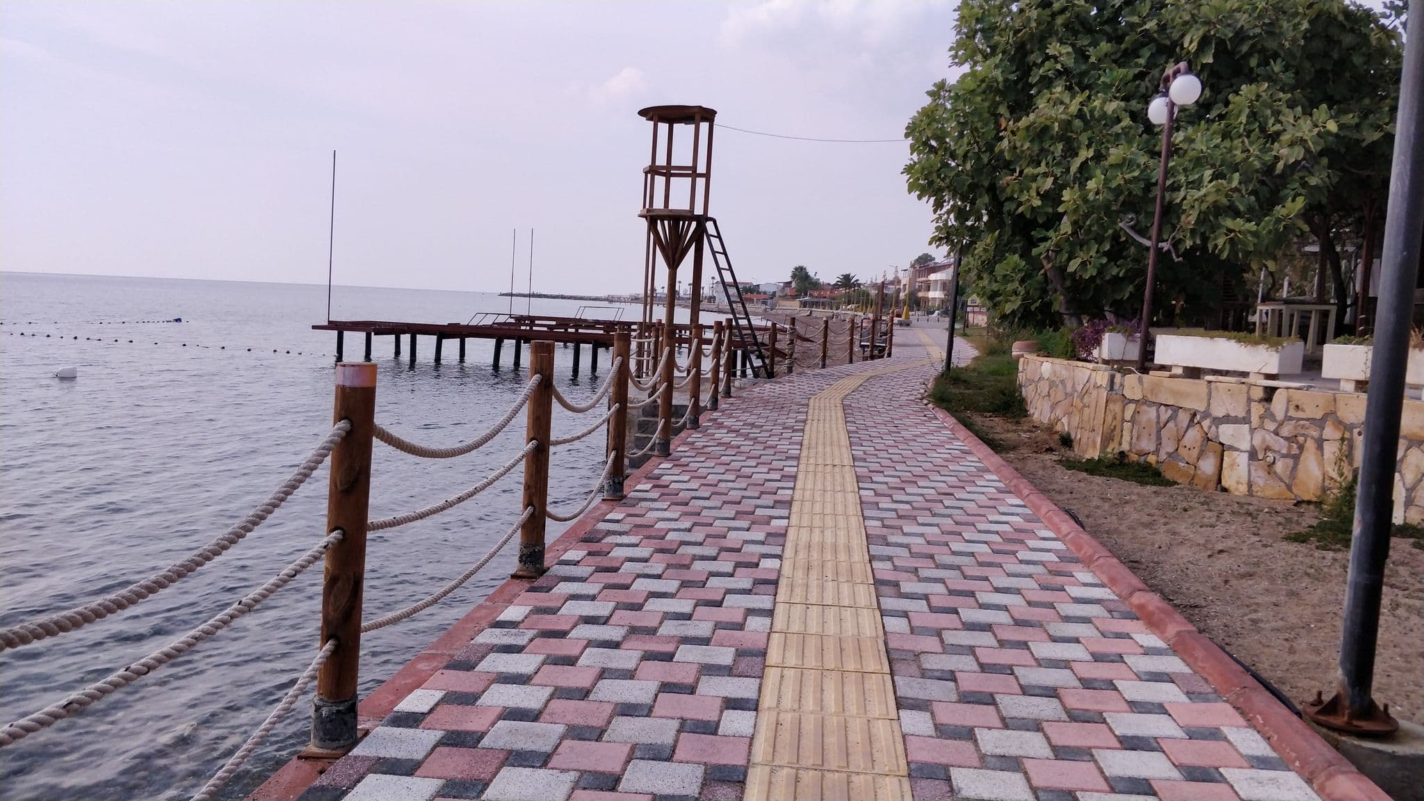 Street view near Club Gültur, Altınoluk — © troels_arvin (CC BY-SA · Mapillary)
