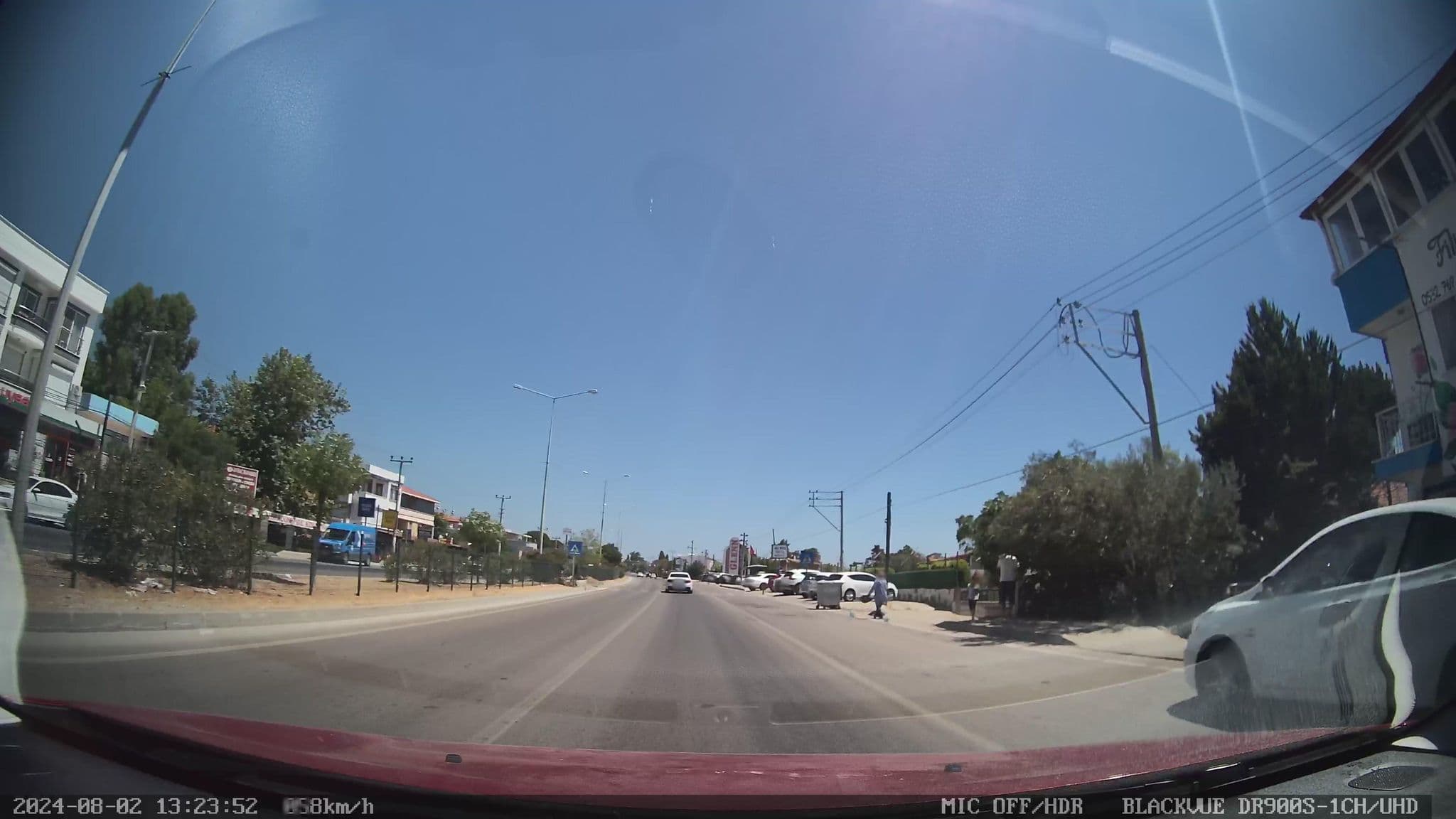 Street view near Özler Apart Motel, Altınoluk — © unen (CC BY-SA · Mapillary)