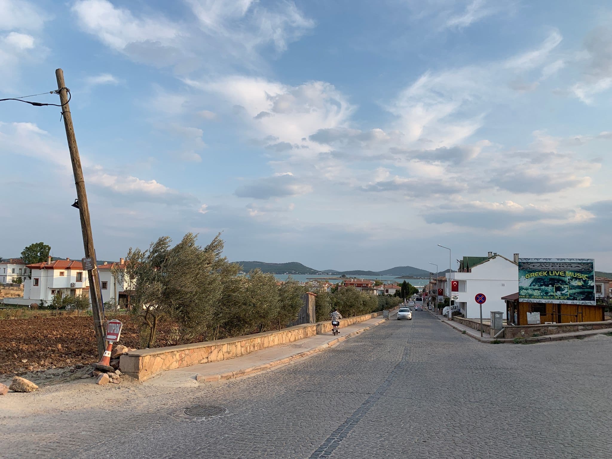 Street view near Joon Cunda, Ayvalık — © ramses (CC BY-SA · Mapillary)