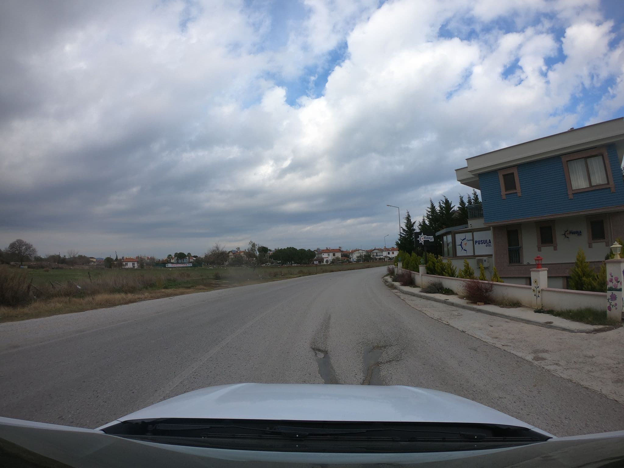 Street view near Cunda Pusula Otel, Ayvalık — © asturksever (CC BY-SA · Mapillary)