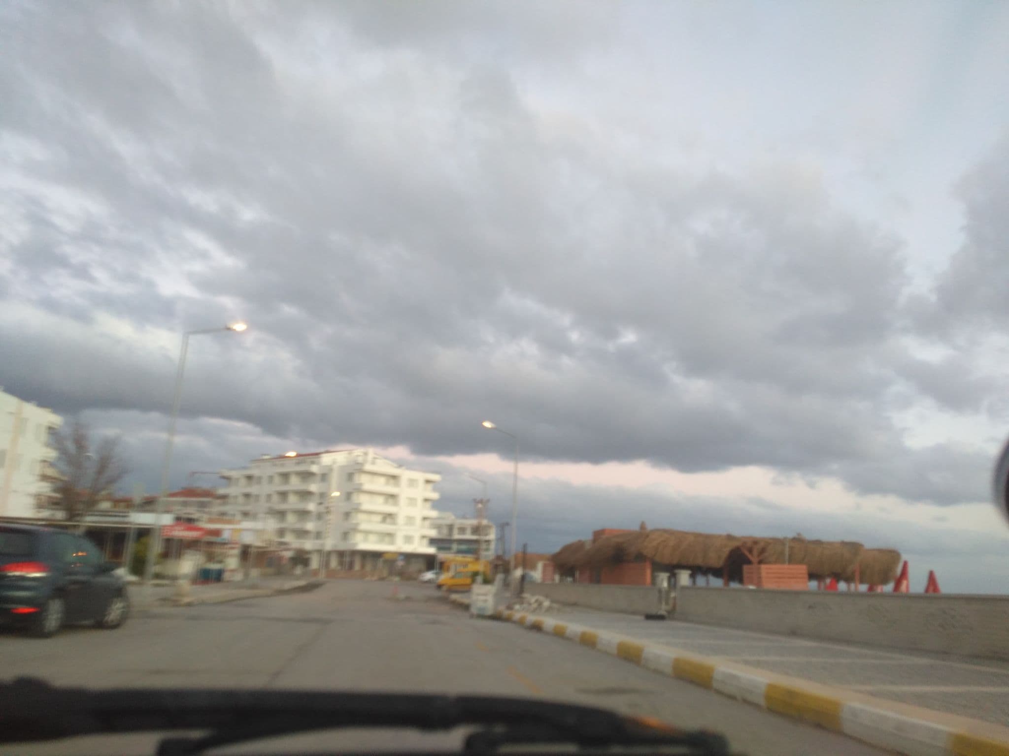 Street view near Sahil Otel, Ayvalık — © uzungo (CC BY-SA · Mapillary)