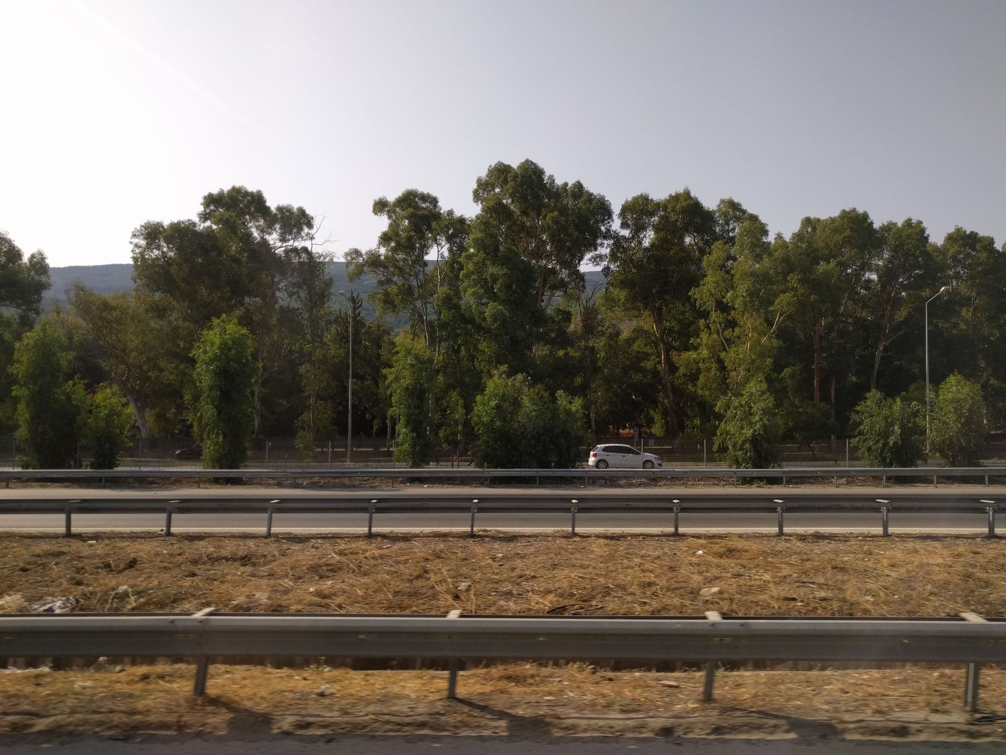 Street view near Babaylon Hotel, Konak — © ubenzer (CC BY-SA · Mapillary)