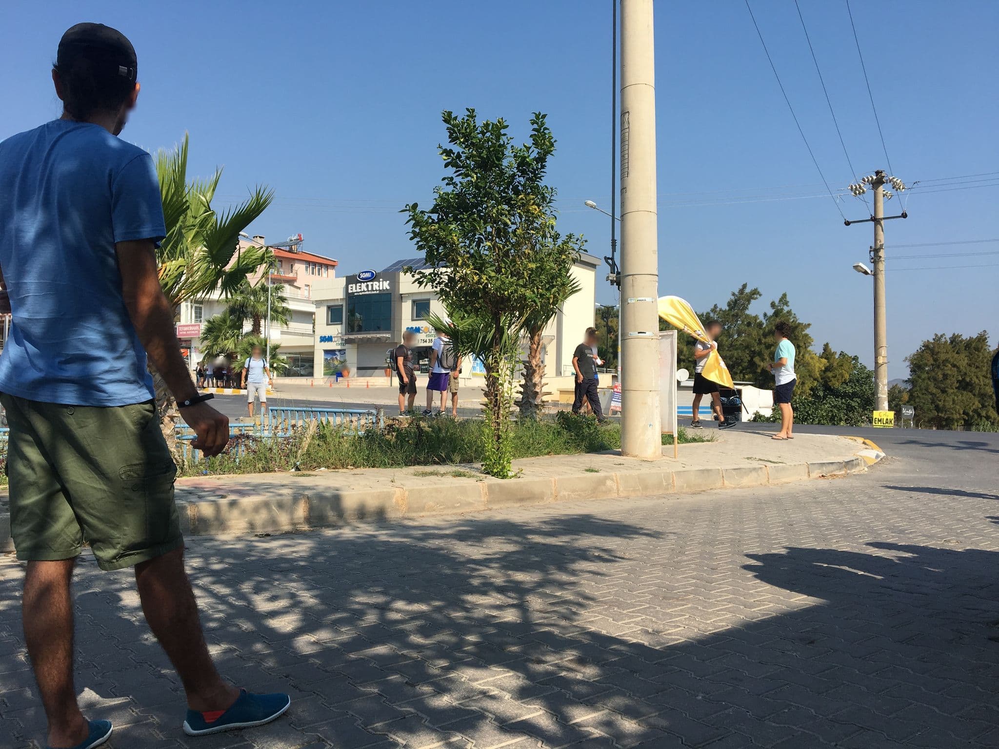 Street view near Umurla Otel, Urla — © vefaayaz (CC BY-SA · Mapillary)