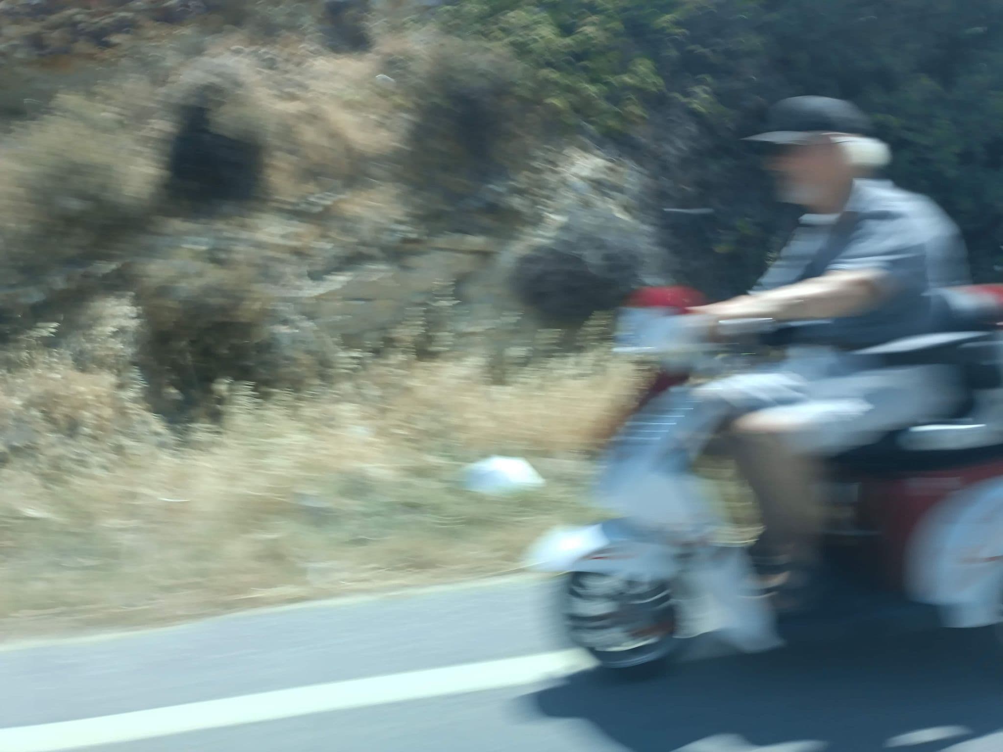 Street view near Mark Warner Phokaia Resort, Foça — © ktahyam-Mapping (CC BY-SA · Mapillary)