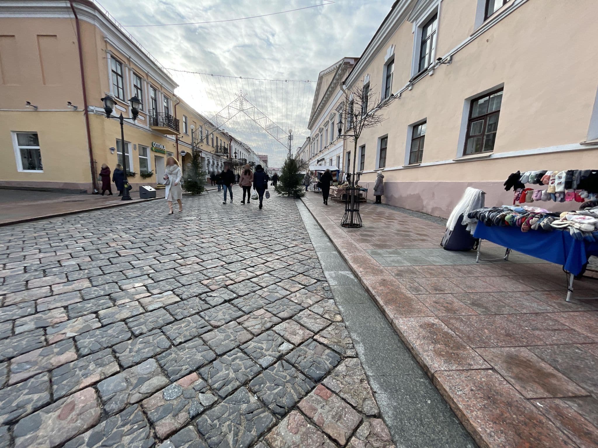 Street view near Hostel Сenter, Hrodna — © 4004 (CC BY-SA · Mapillary)