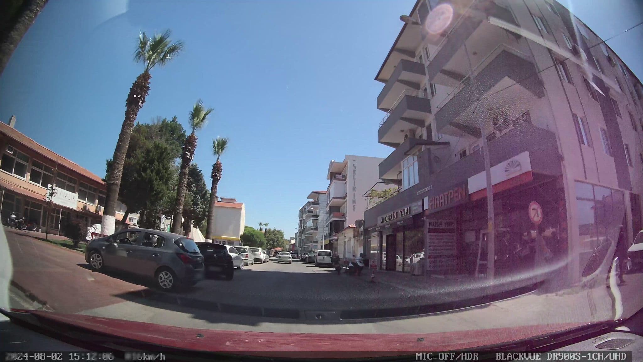 Street view near Devlet Su İşleri misafirhanesi, Ayvalık — © unen (CC BY-SA · Mapillary)